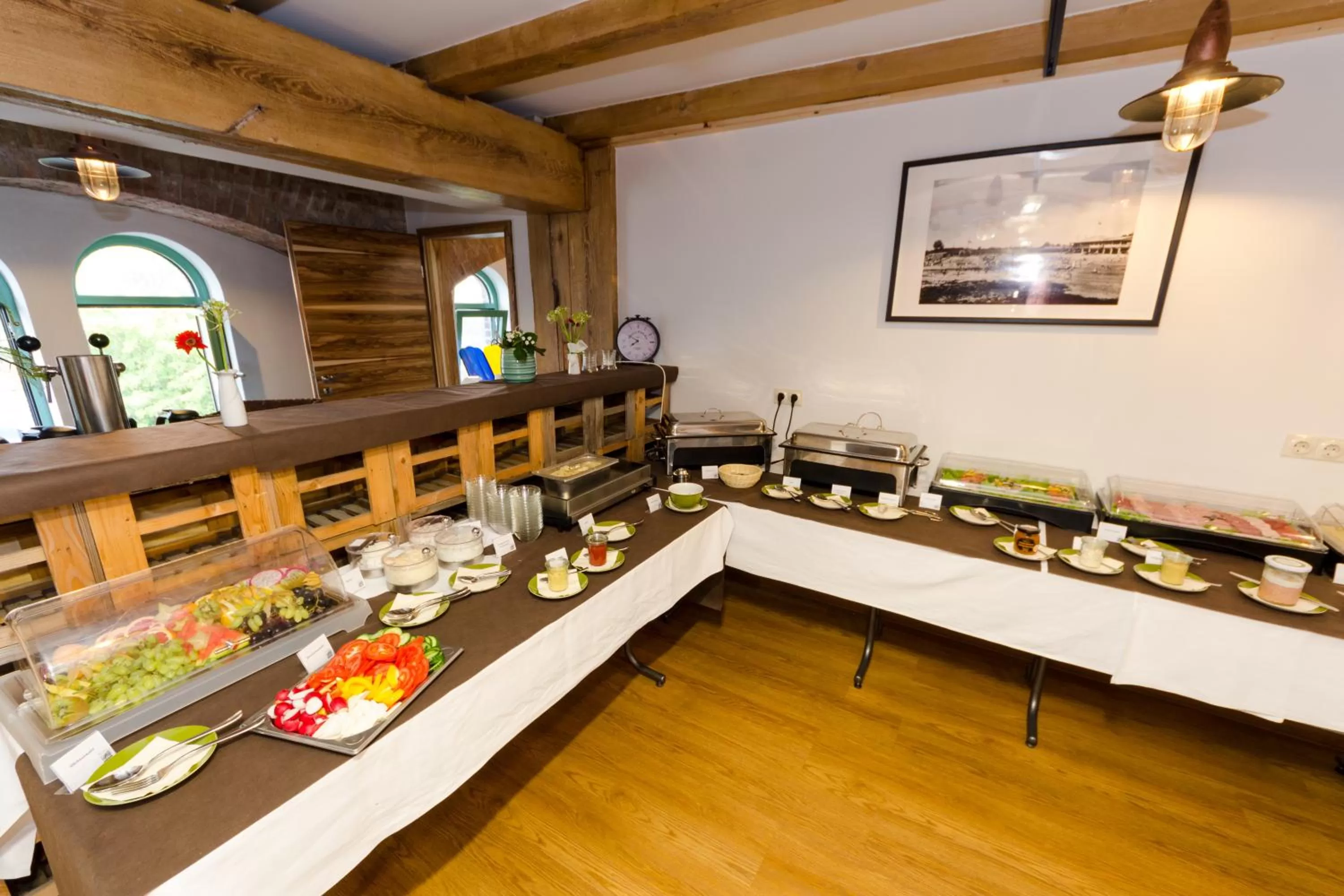 Buffet breakfast in Elbe Resort Alte Ölmühle