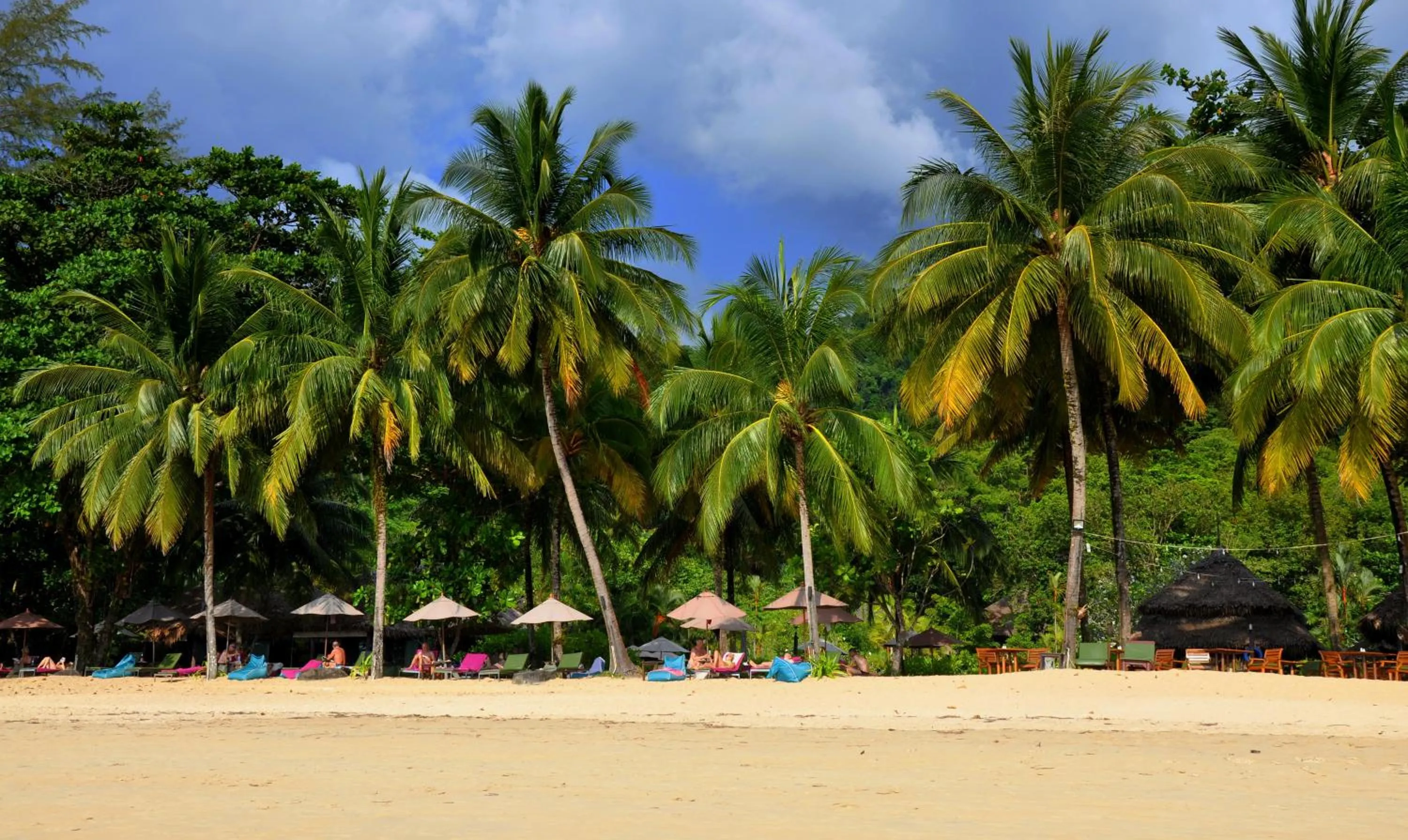 Beach in Khaolak Paradise Resort
