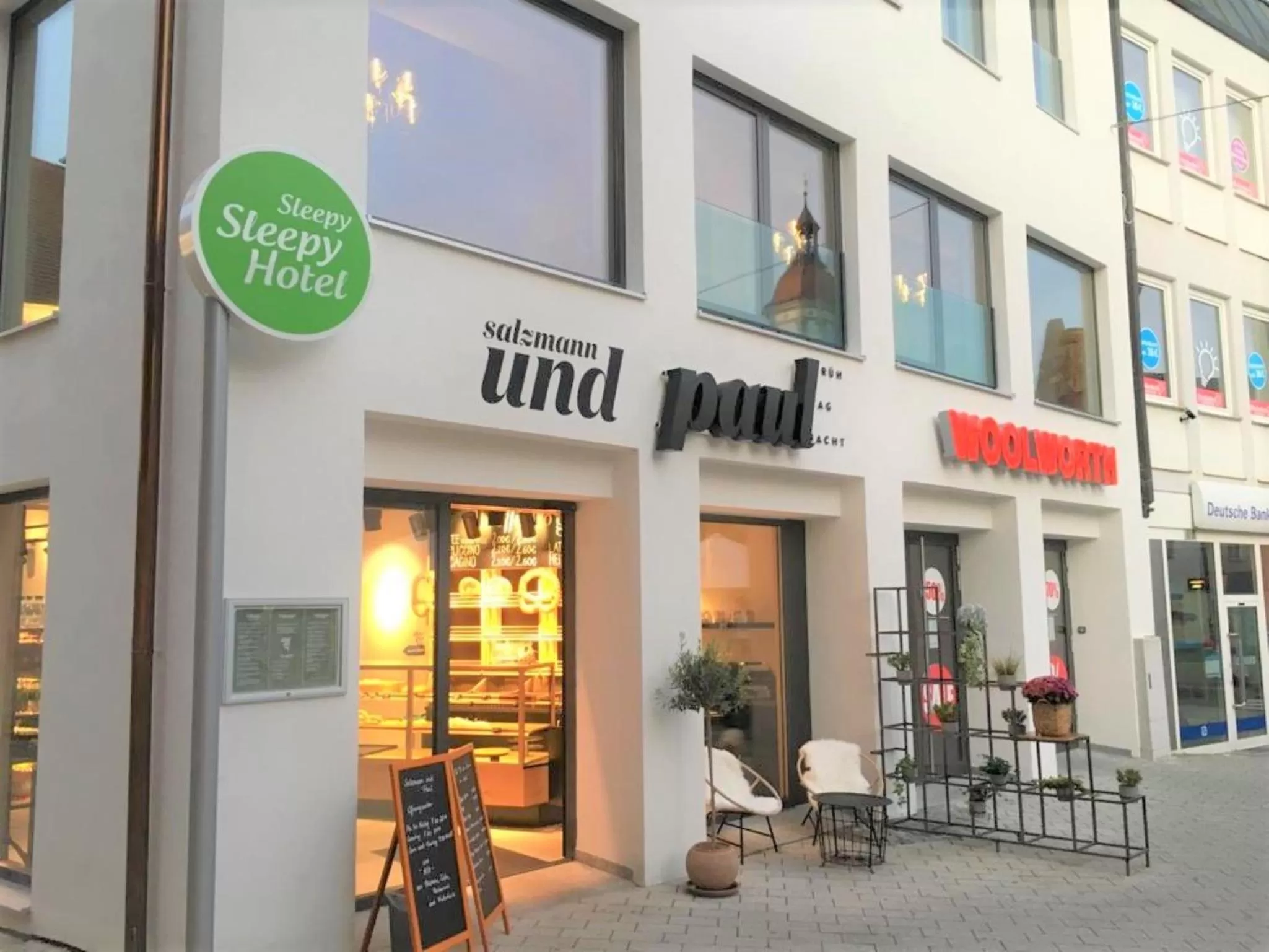 Property building in SleepySleepy Hotel Dillingen