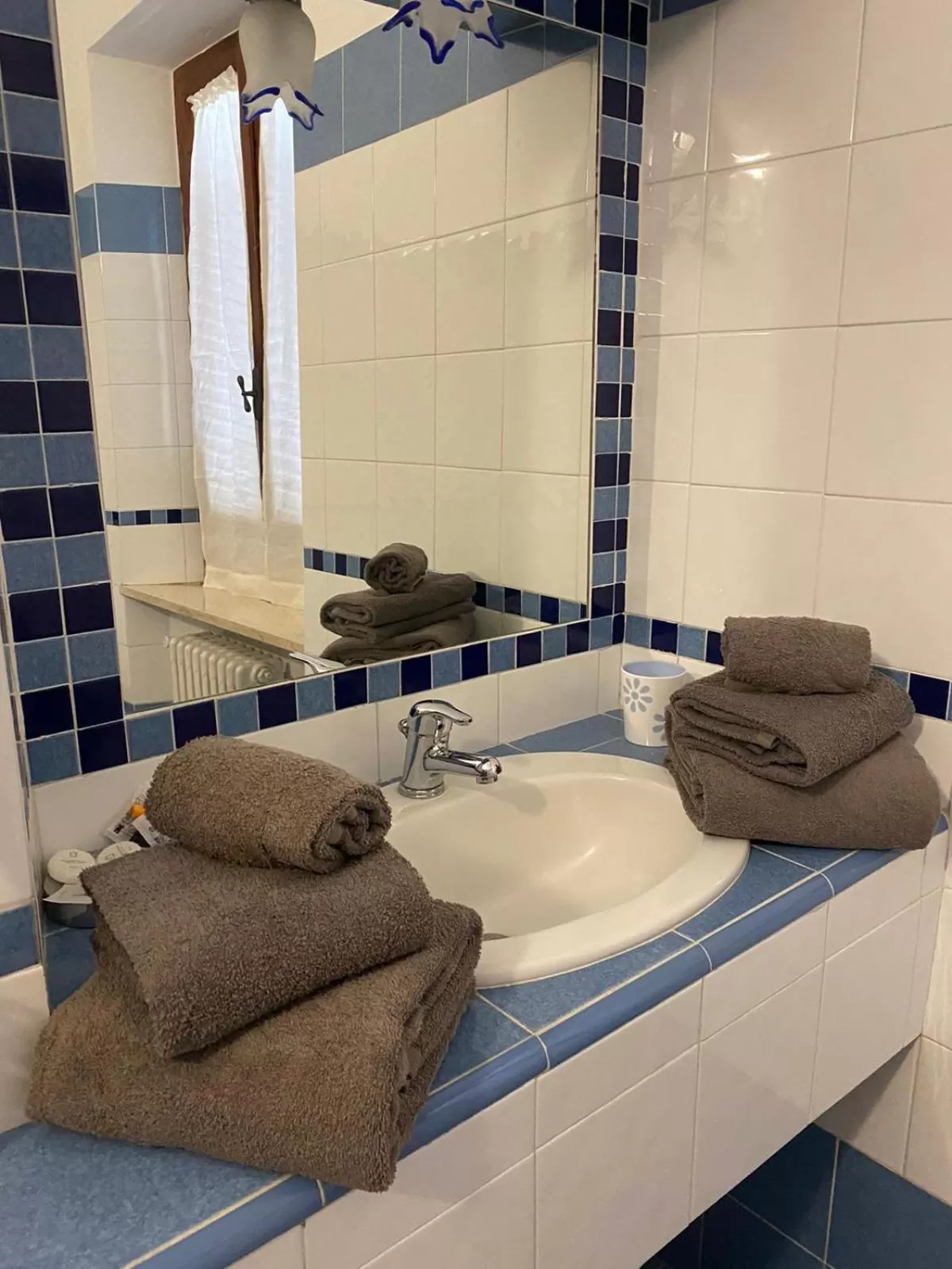 Bathroom in Affittacamere La Torre di Montalcino