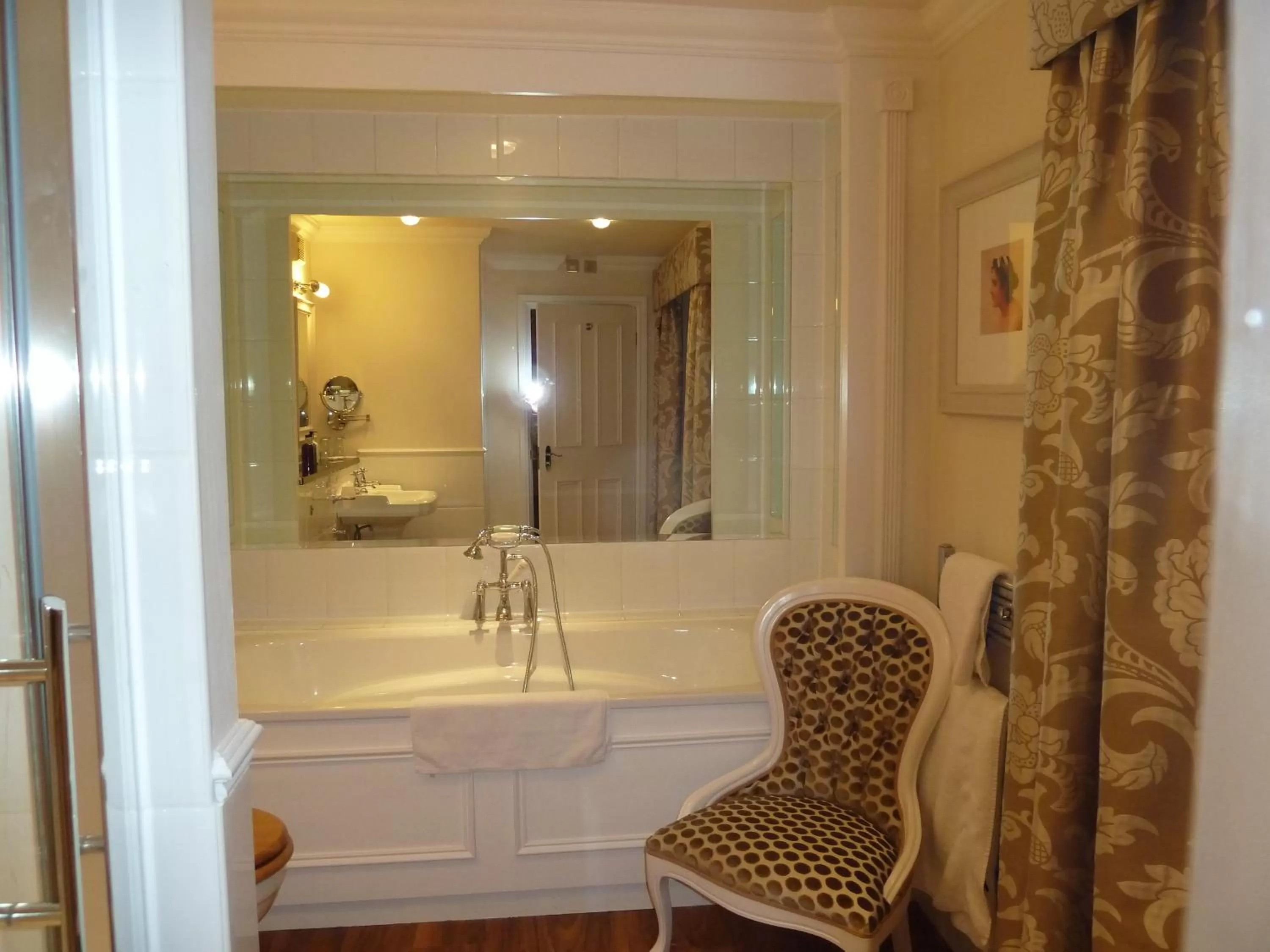 Bathroom in The Belmore