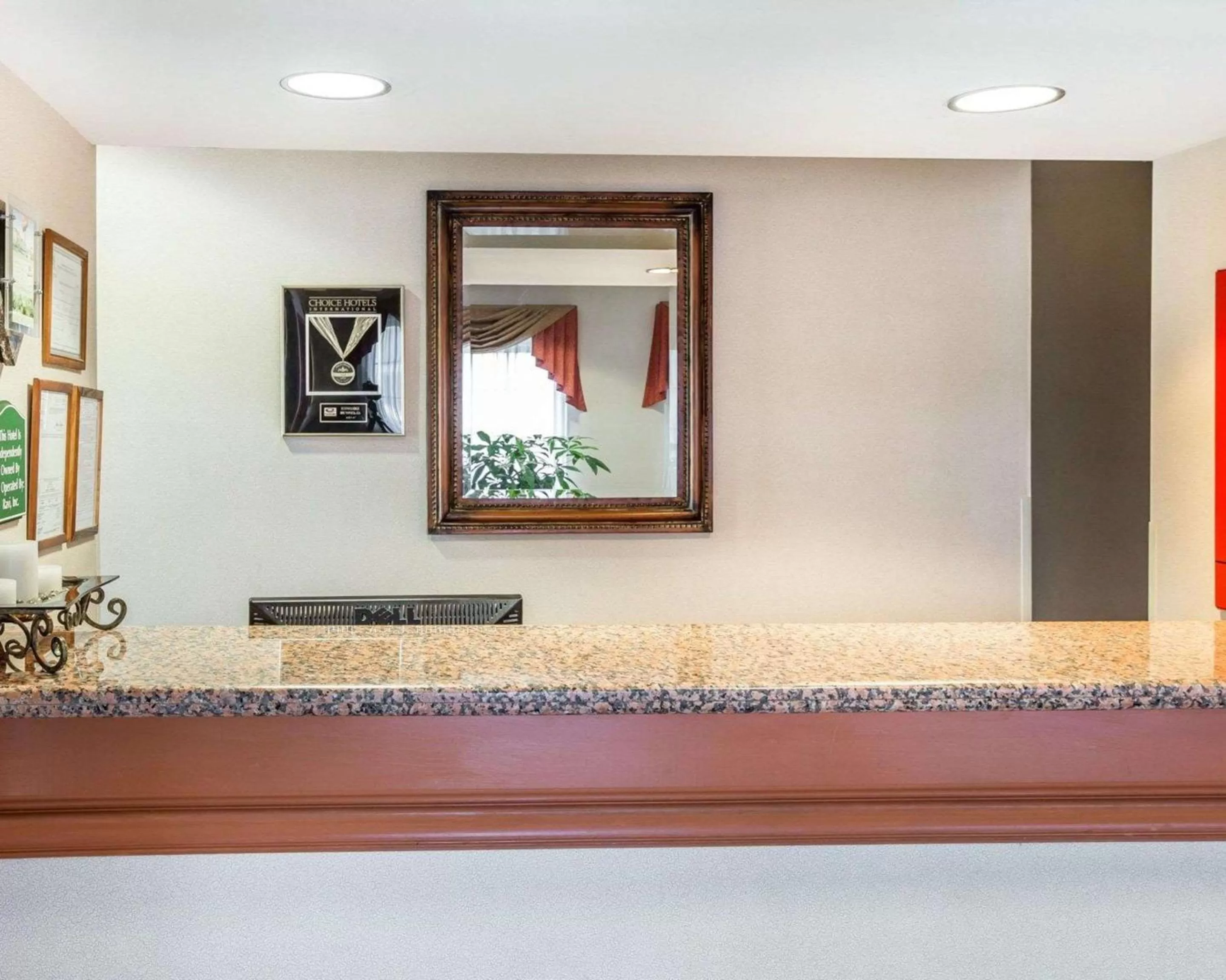 Lobby or reception in Econo Lodge Brunswick Travel Center