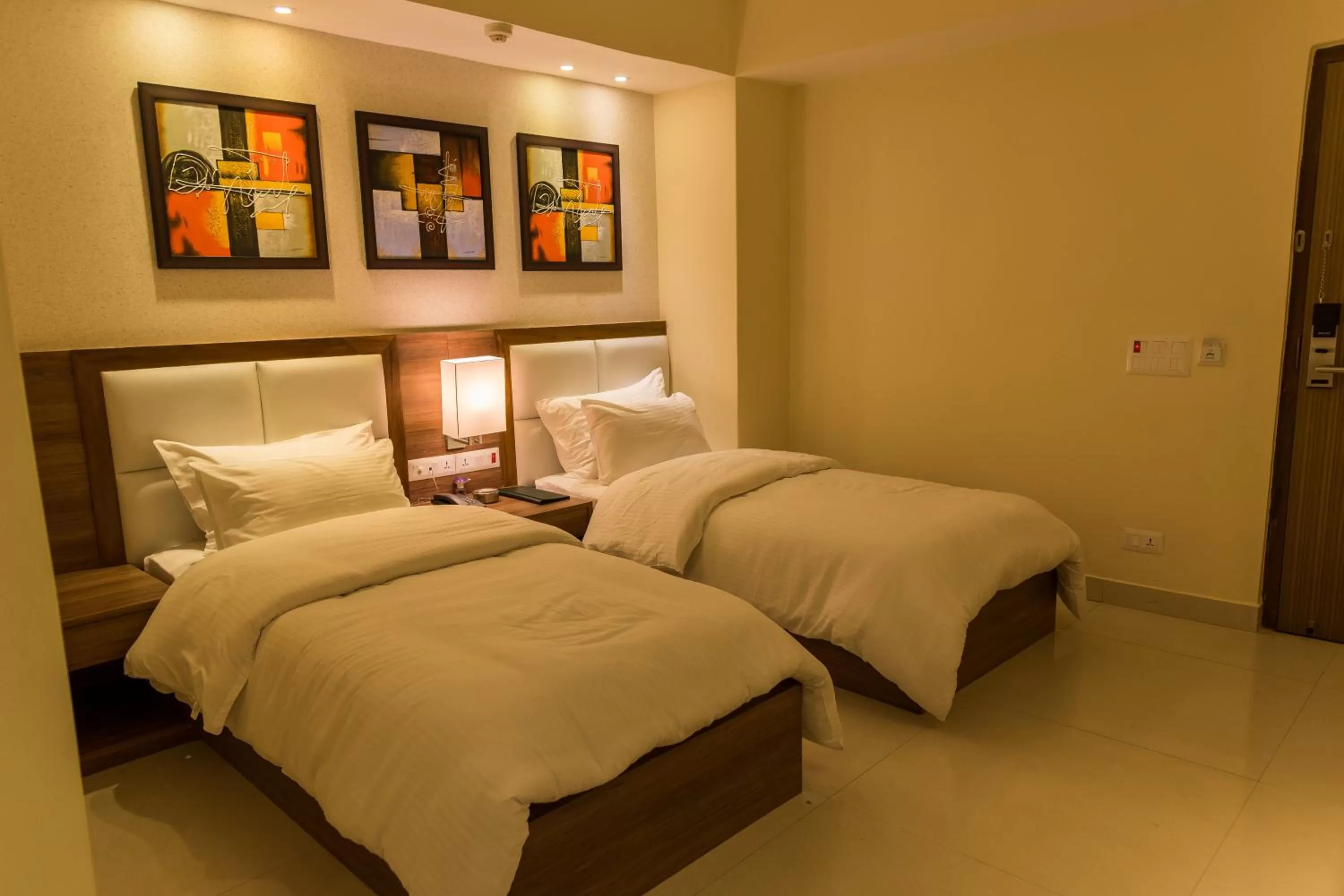 Bed in Sangai Continental (The Boutique Hotel)