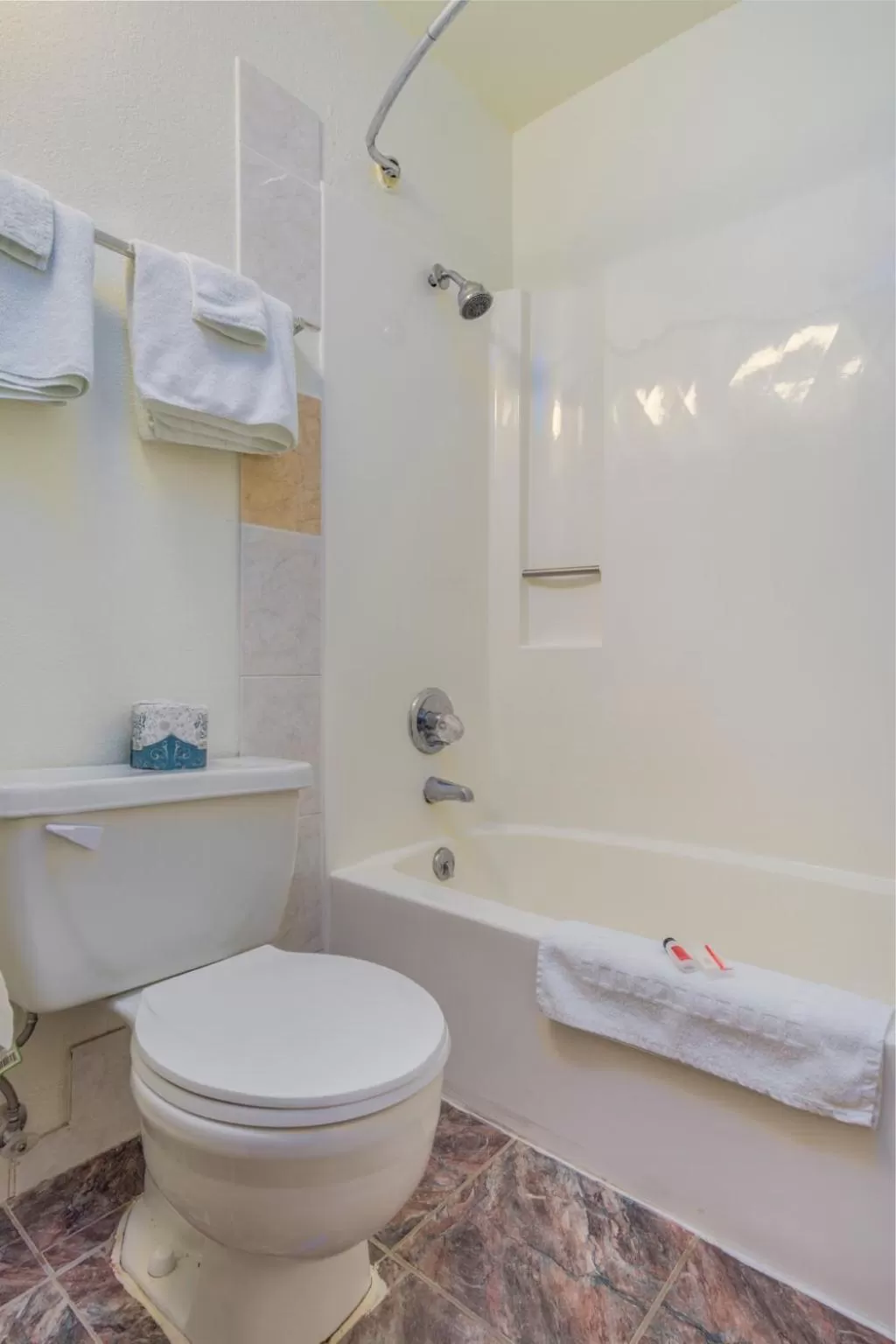 Bathroom in Super 8 by Wyndham Limon