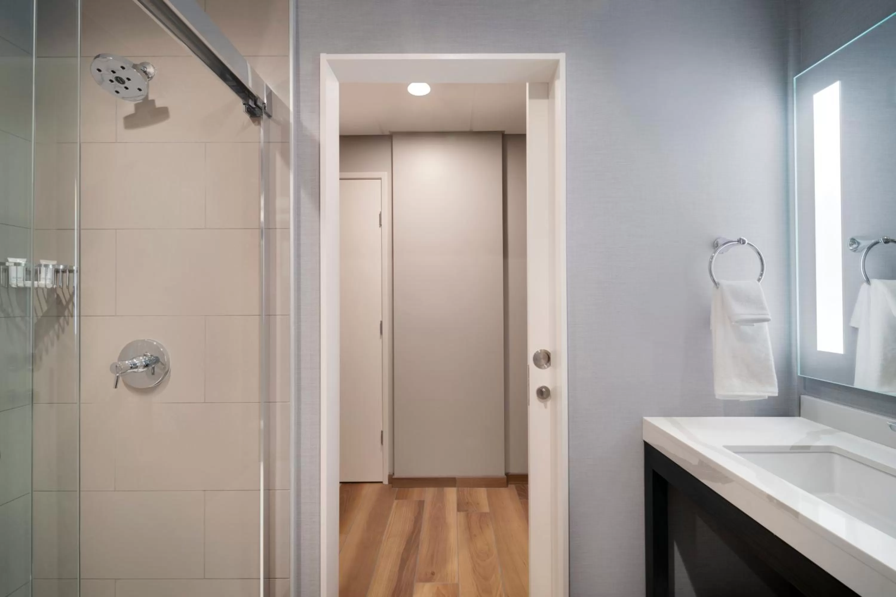 Bathroom in Hyatt Place LAX/Century BLVD