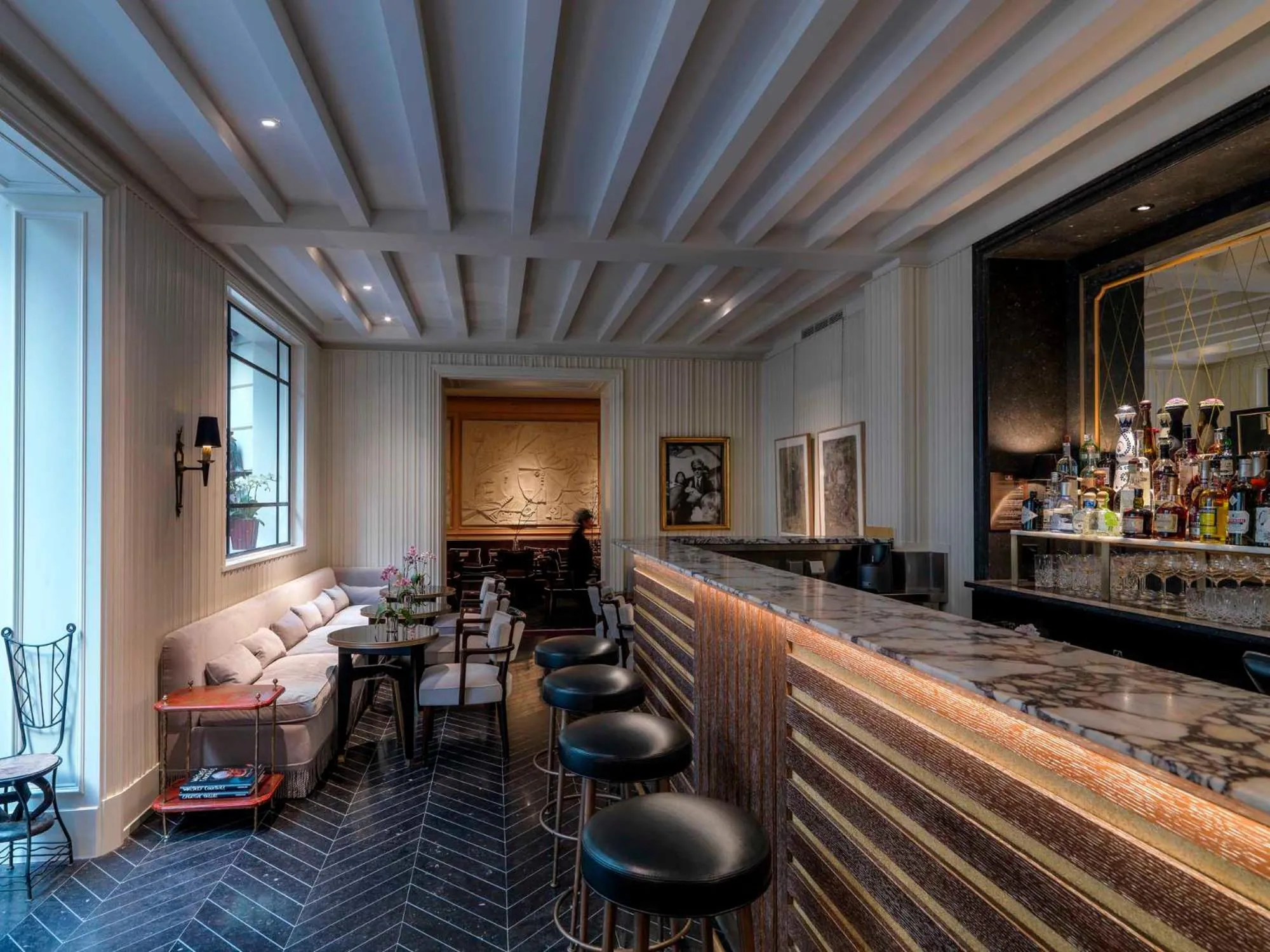 Restaurant/places to eat in J.K. Place Paris