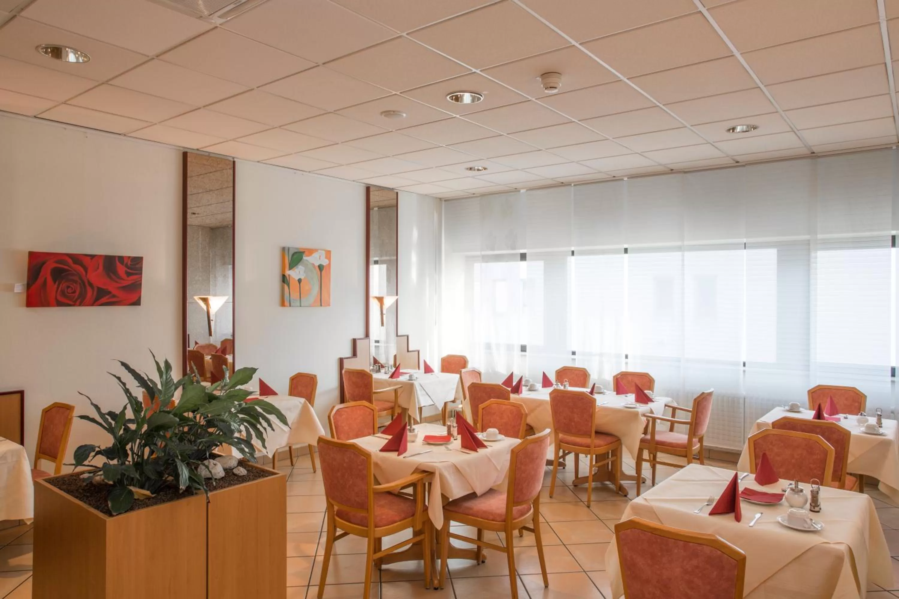 Restaurant/places to eat in Fly Inn Hotel Frankfurt Airport Rüsselsheim ehemals Trip Inn Hotels