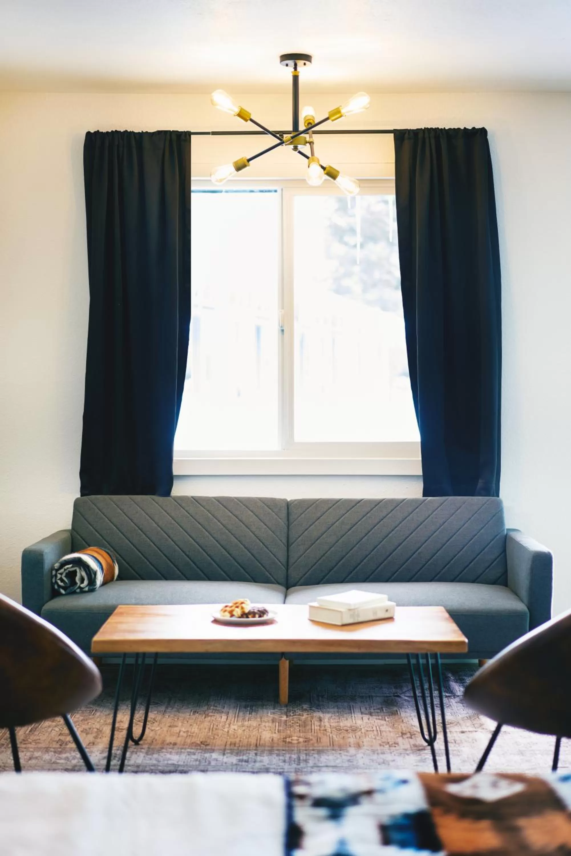 Living room in Jackalope Motor Lodge