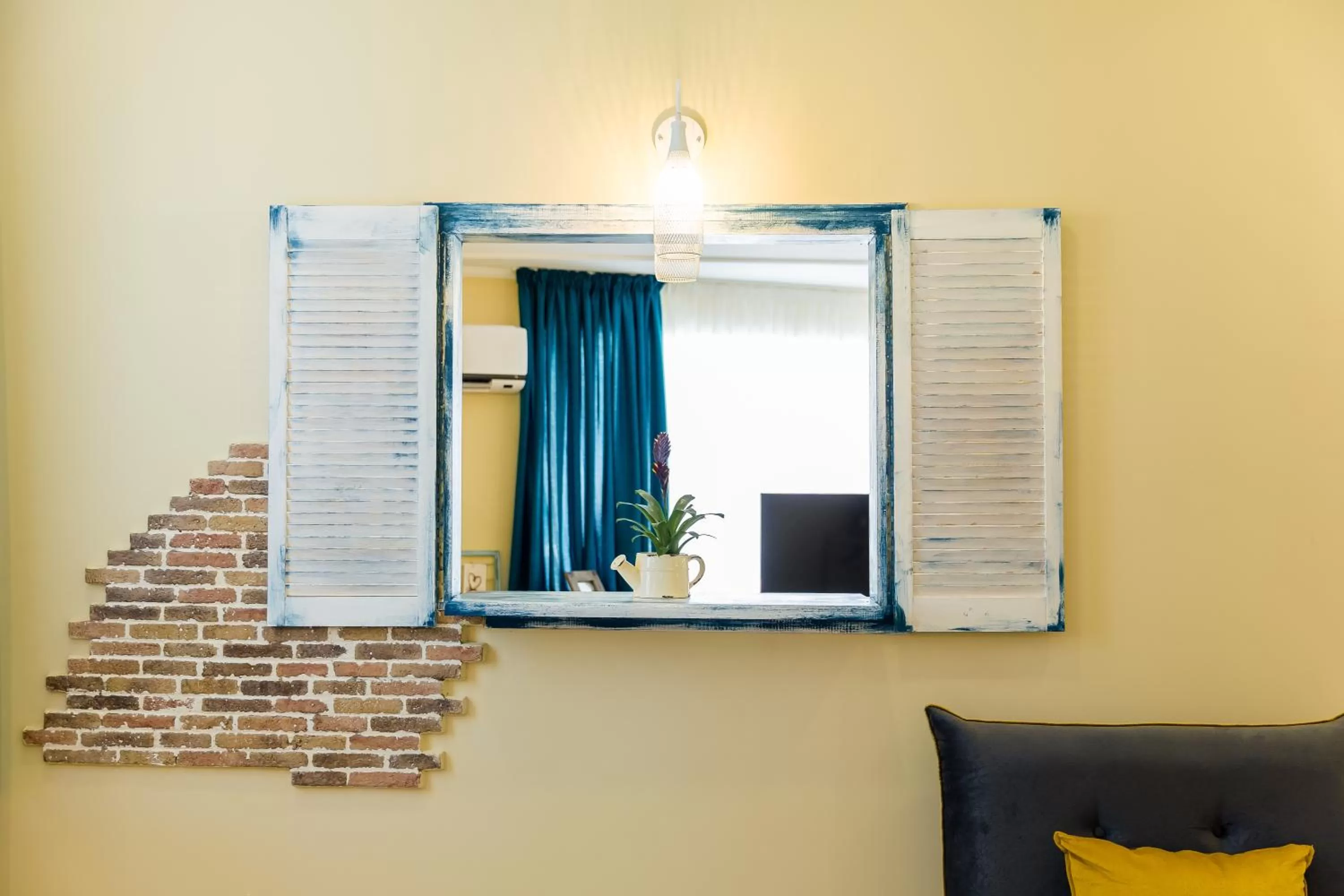 Decorative detail in Gvino Minda