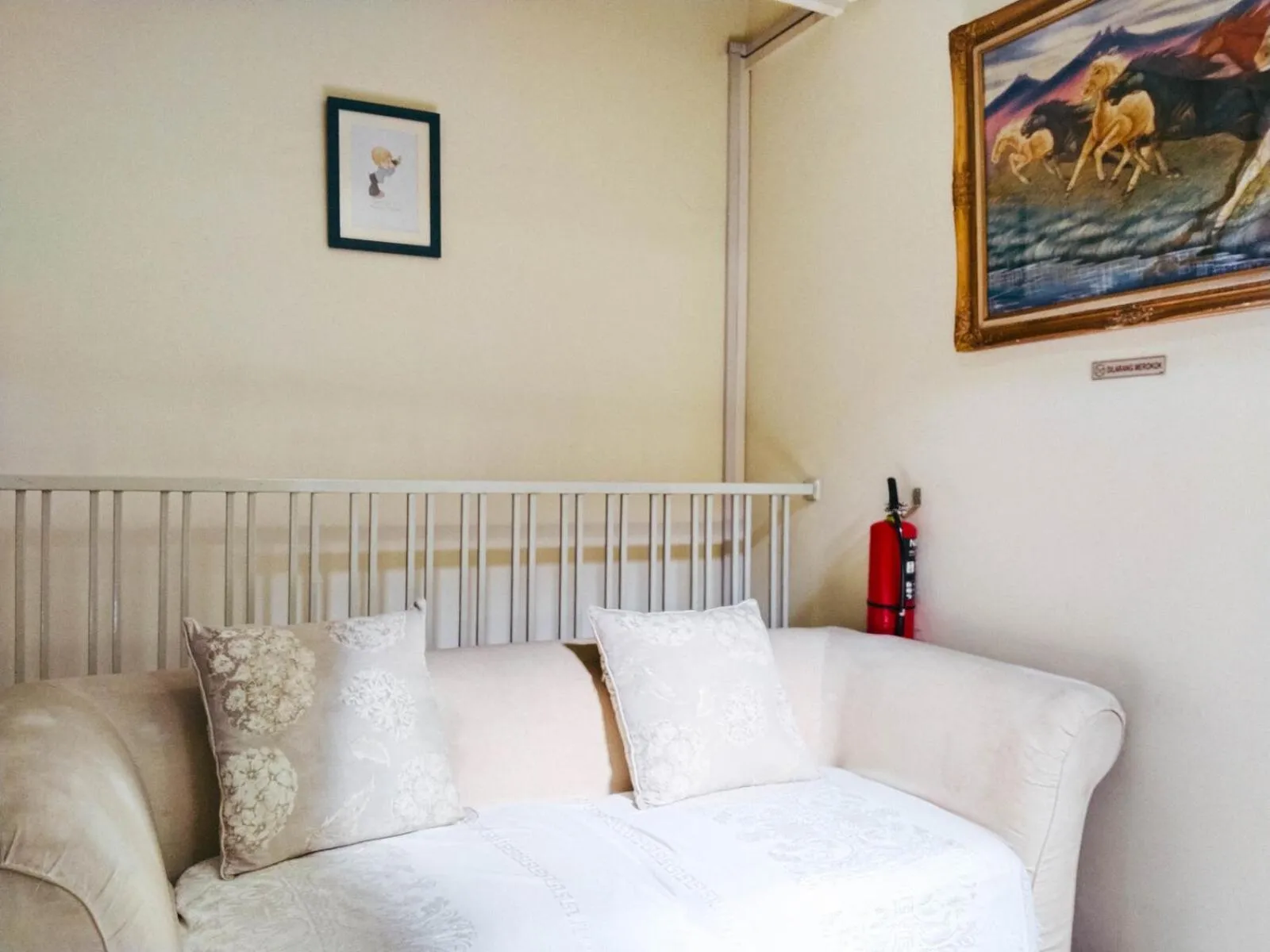 Bed in Portal Residence