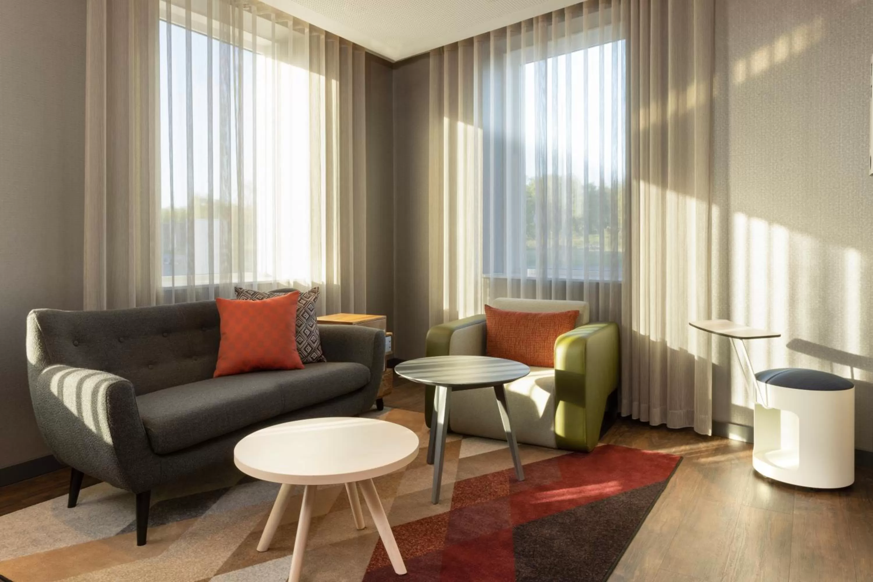 Seating area in Holiday Inn - Eindhoven Airport by IHG