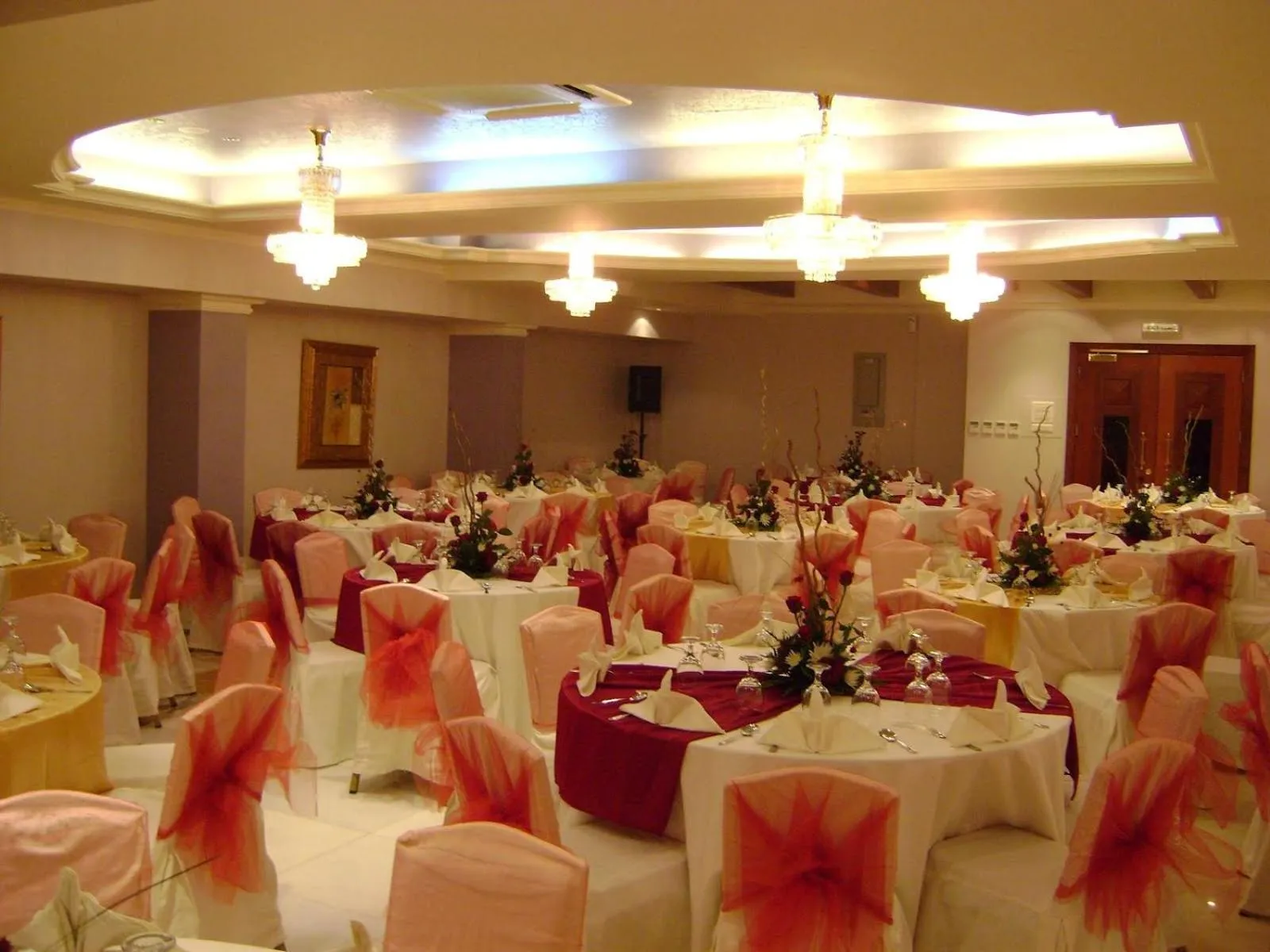 Banquet/Function facilities in Safeer Plaza Hotel