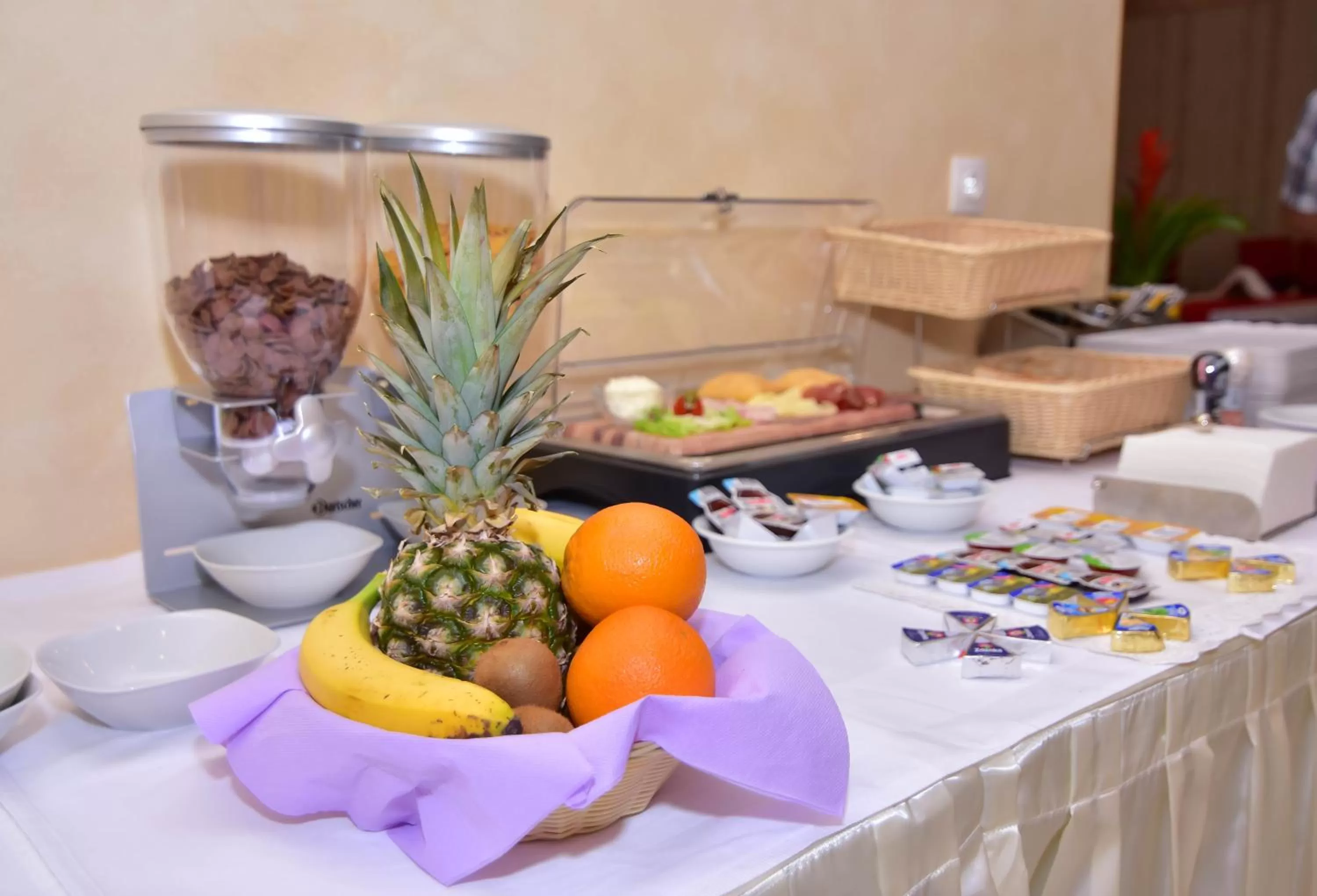 Restaurant/places to eat, Food in Hotel Ključ