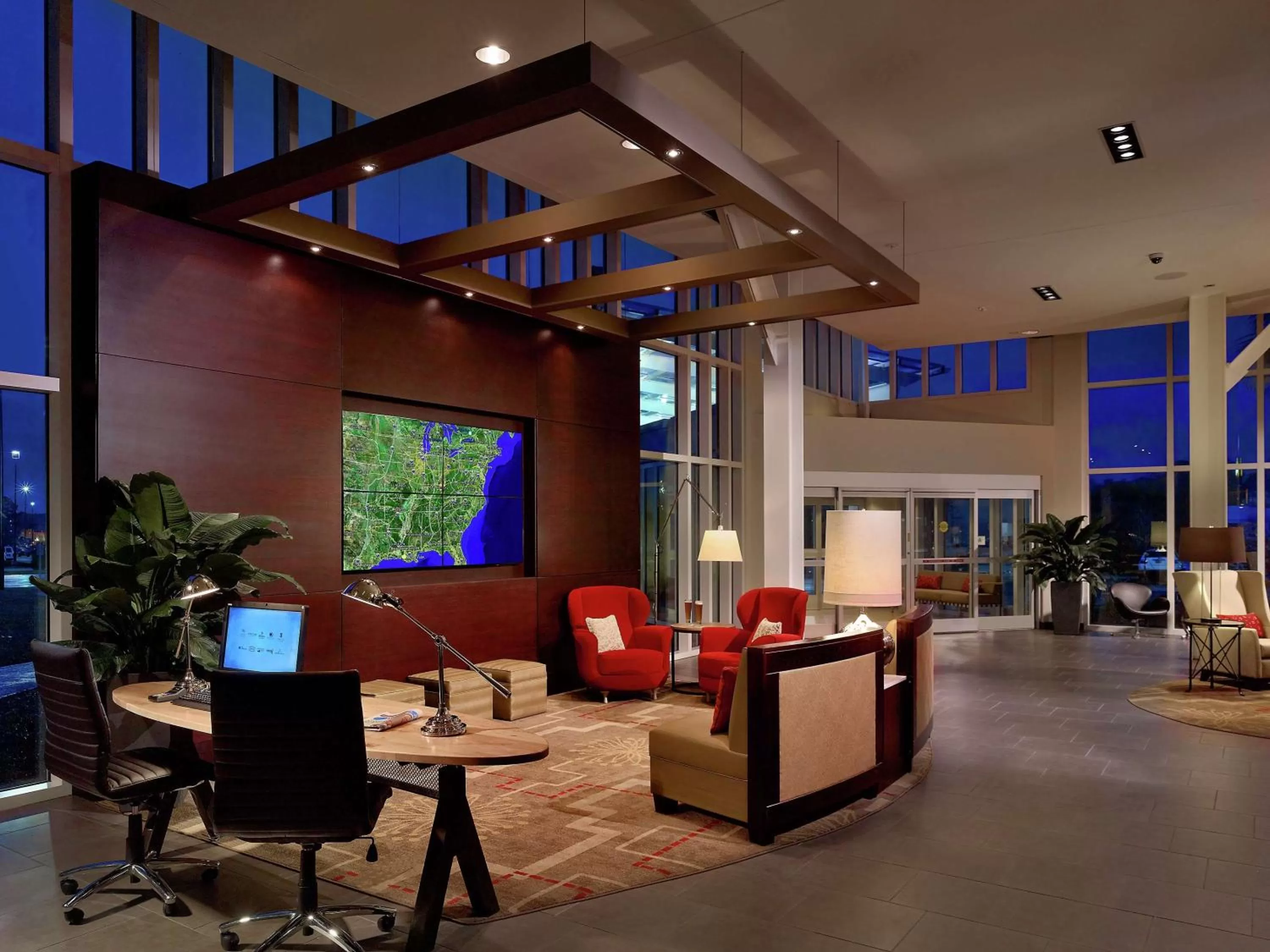 Business facilities in DoubleTree Hotel & Suites Charleston Airport