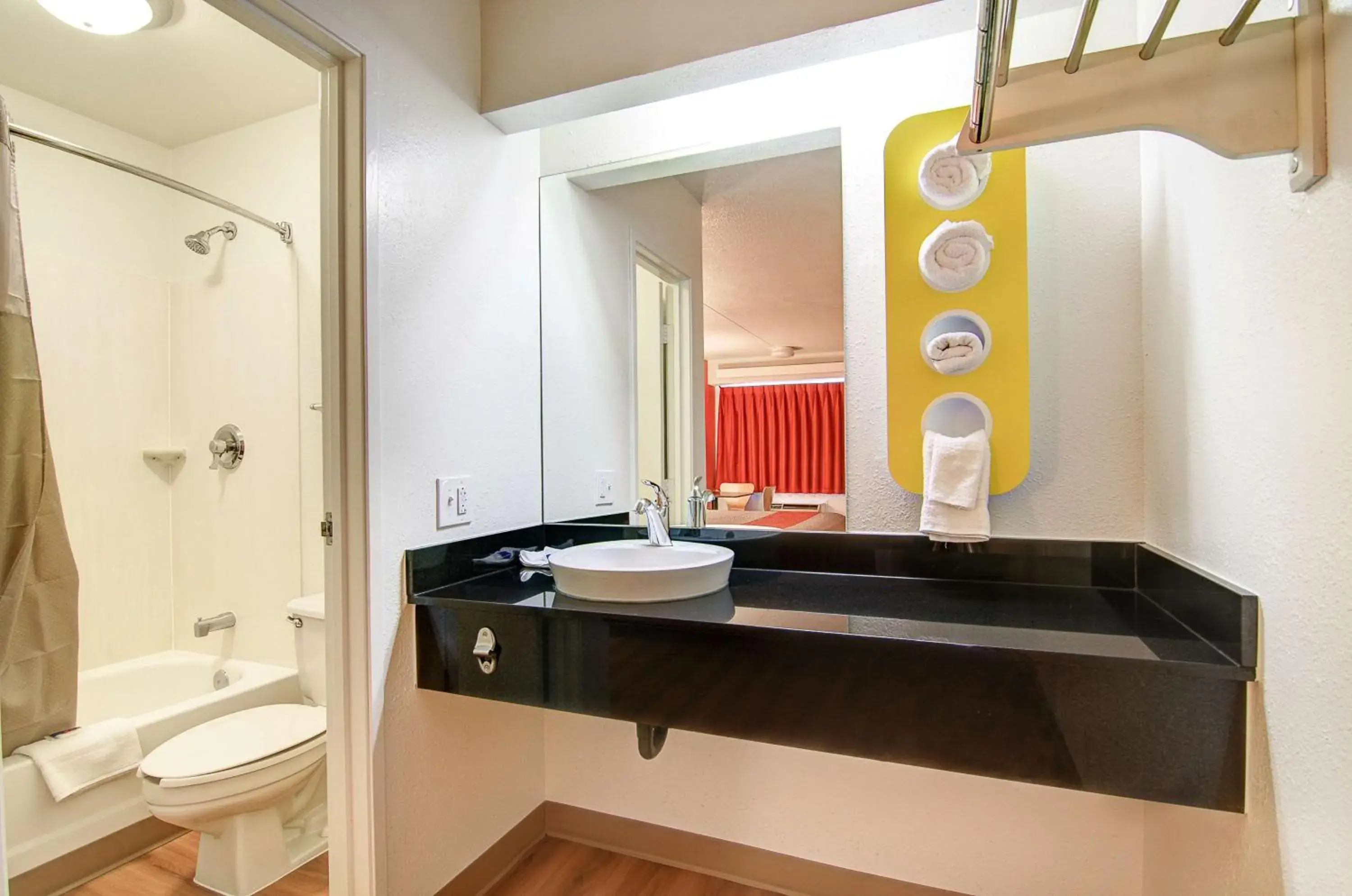 Deluxe Queen Room with Two Queen Beds - single occupancy - Smoking in Motel 6-Springfield, MO - North Deluxe Queen Room with Two Queen Beds - single occupancy - Smoking in Motel 6-Springfield, MO - North