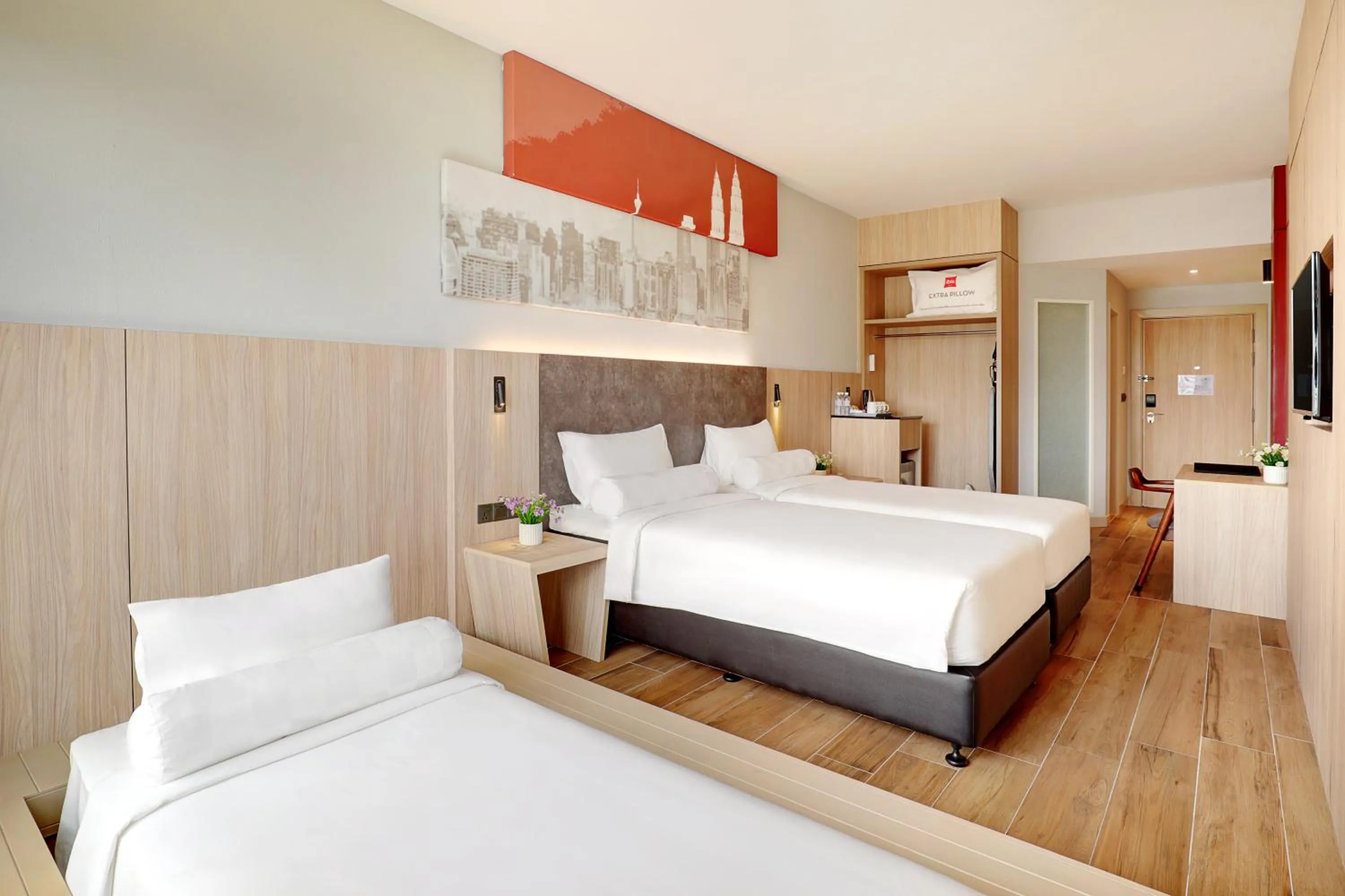 Photo of the whole room, Bed in ibis Kuala Lumpur City Centre