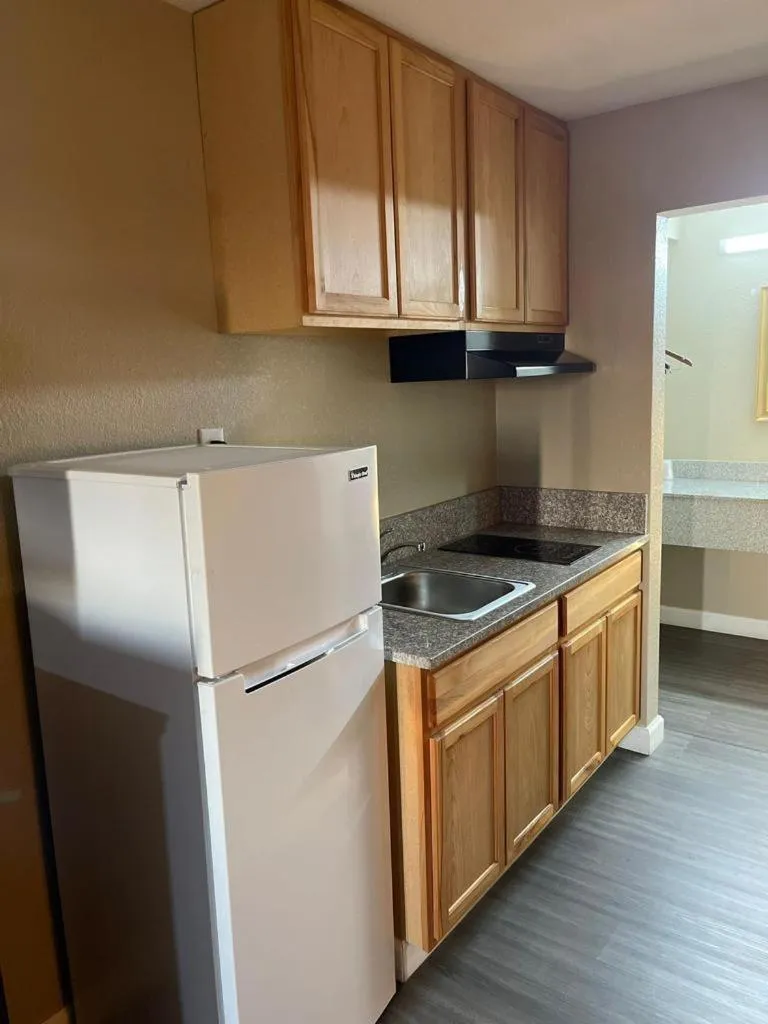 dishwasher in Suburban Studios Columbia - Harbison