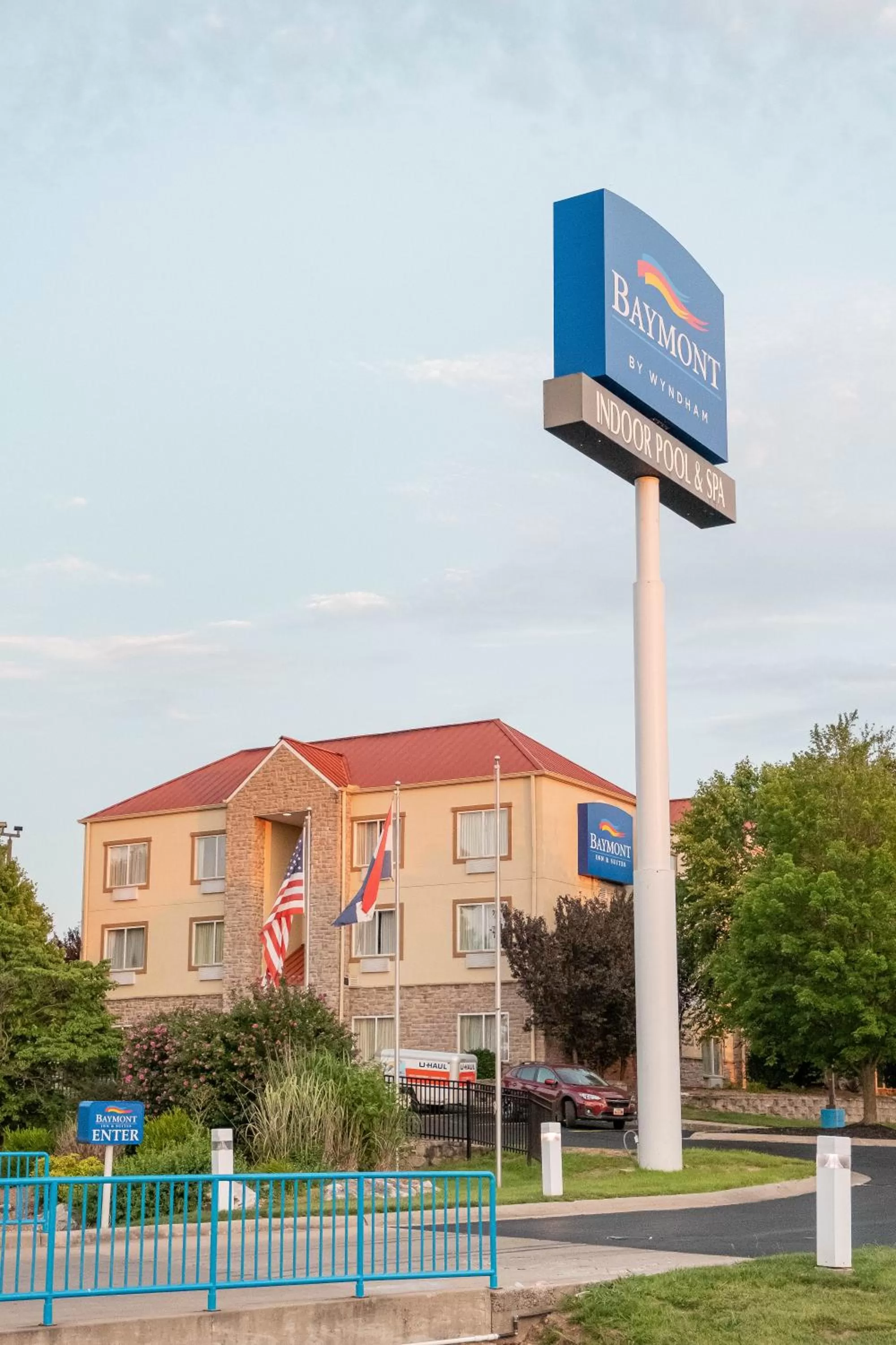 Property building in Baymont by Wyndham Springfield I-44