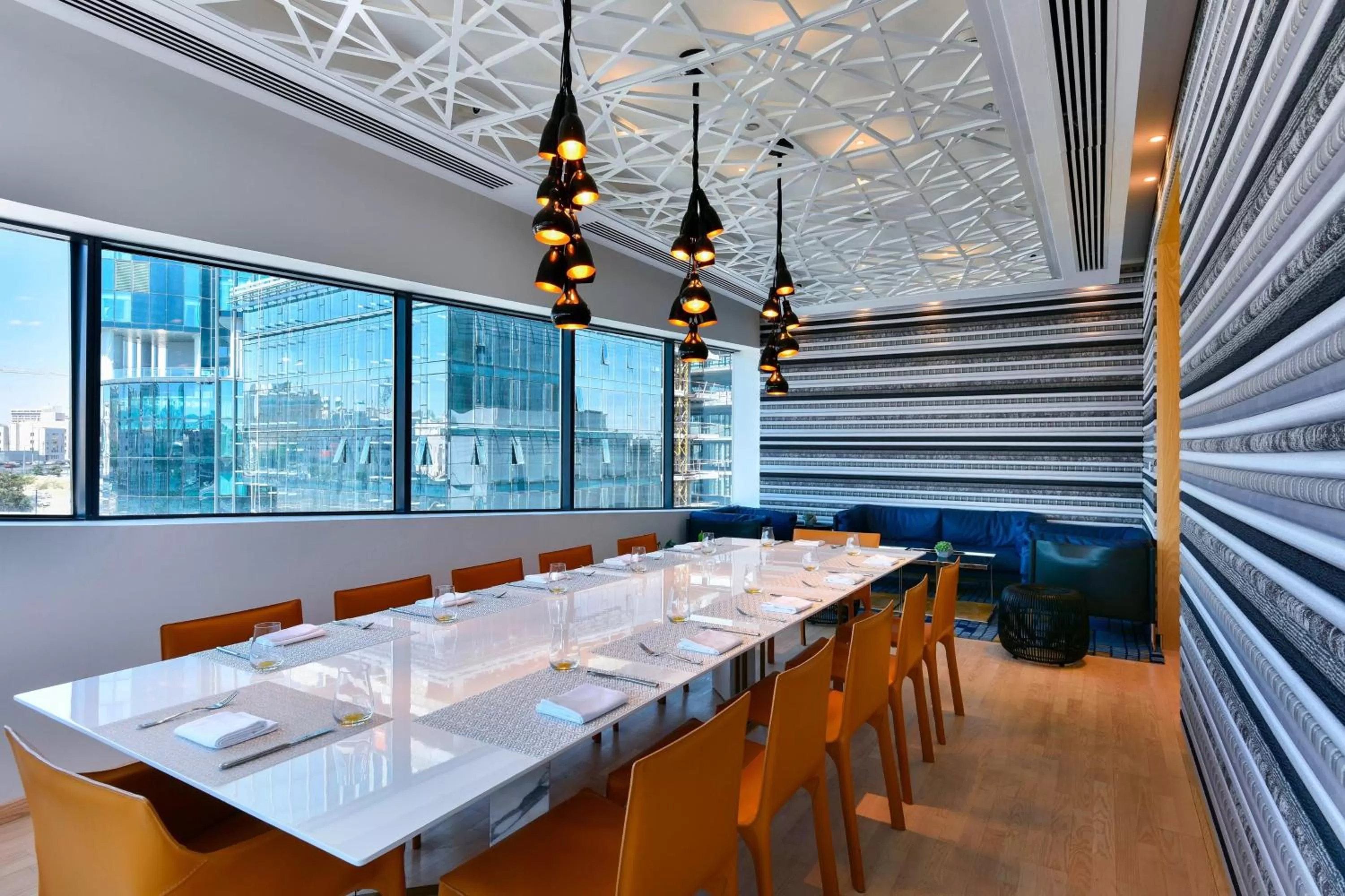 Restaurant/places to eat in W Amman Hotel