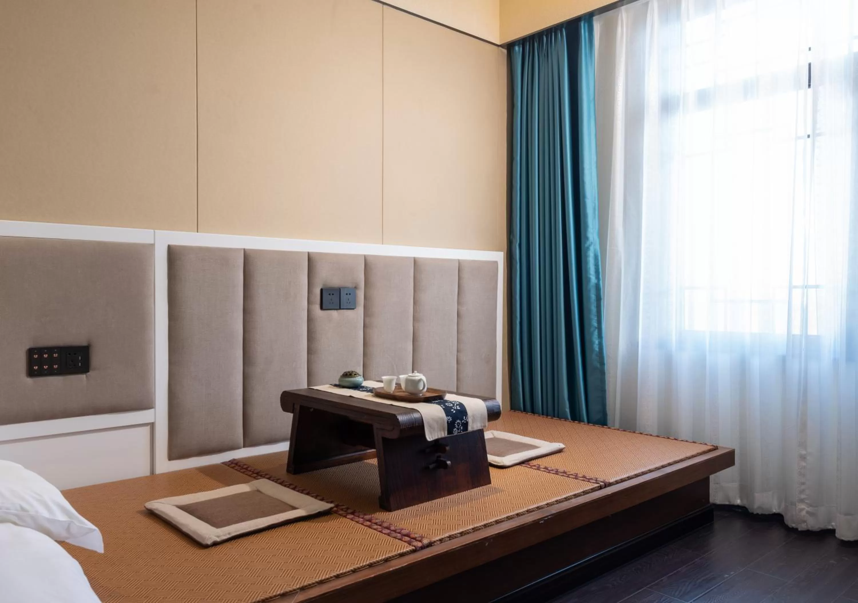 Chinese Culture Holiday Hotel - Nanluoguxiang