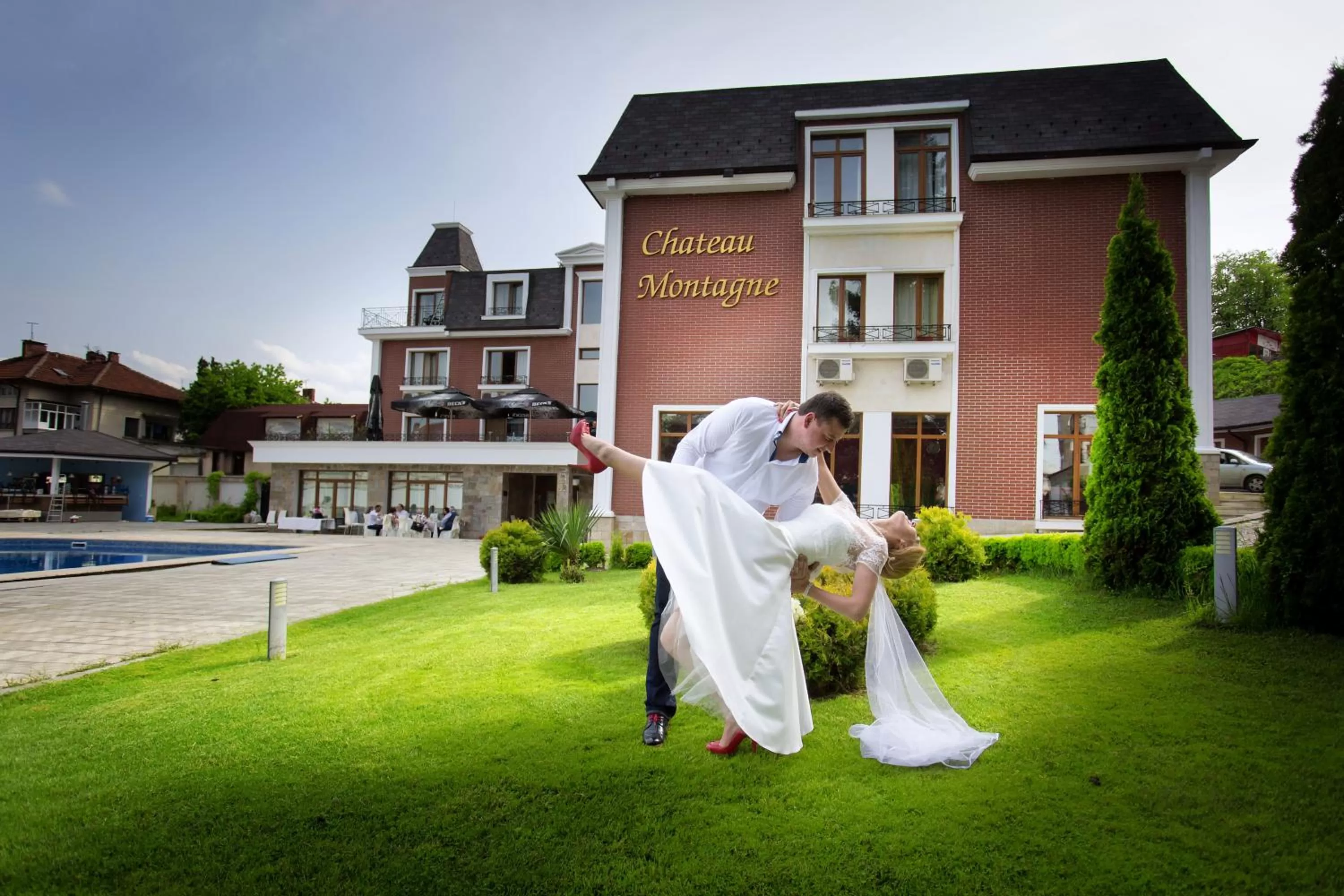 Garden in Chateau Montagne Hotel Troyan