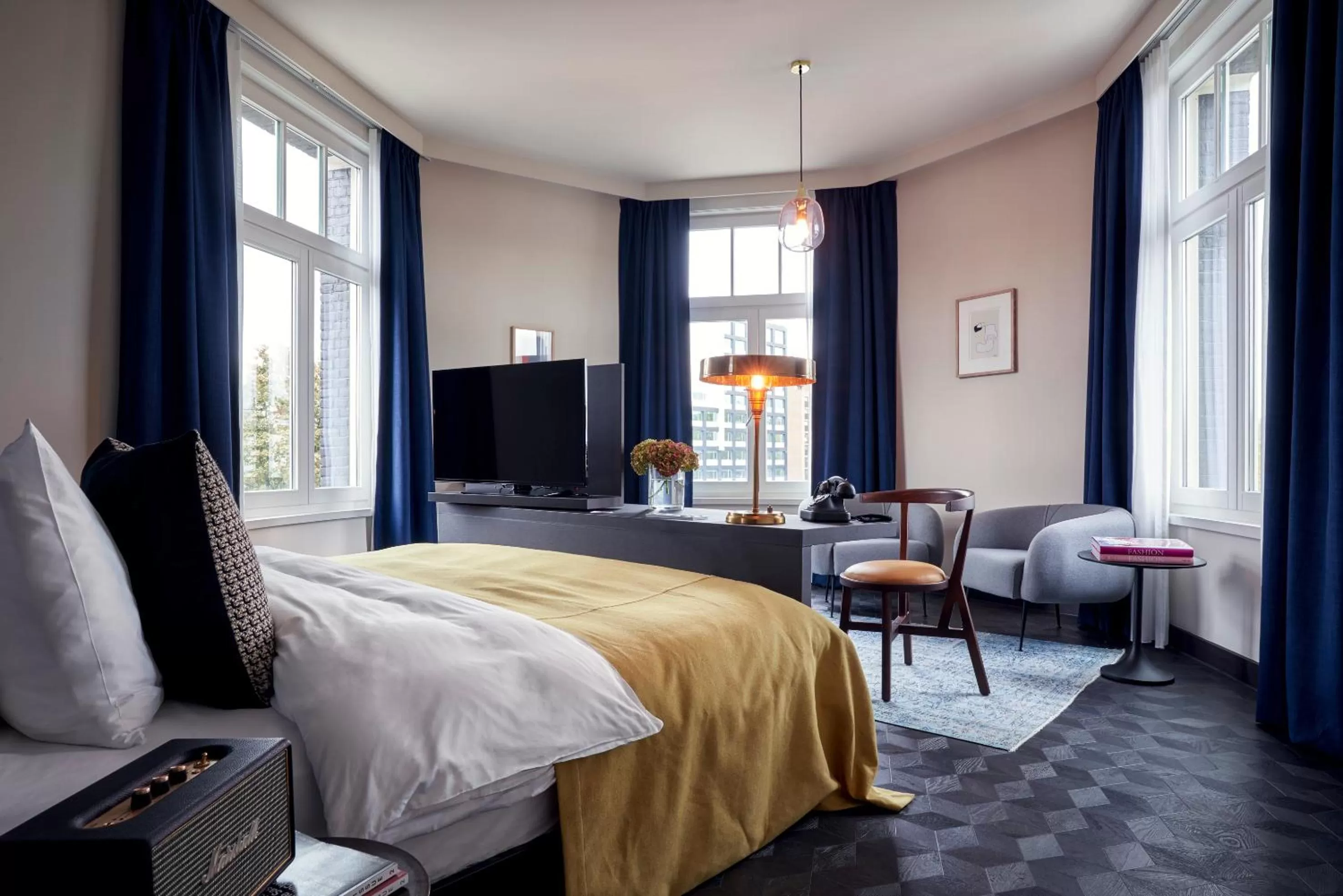 Bed in Park Centraal Amsterdam, part of Sircle Collection