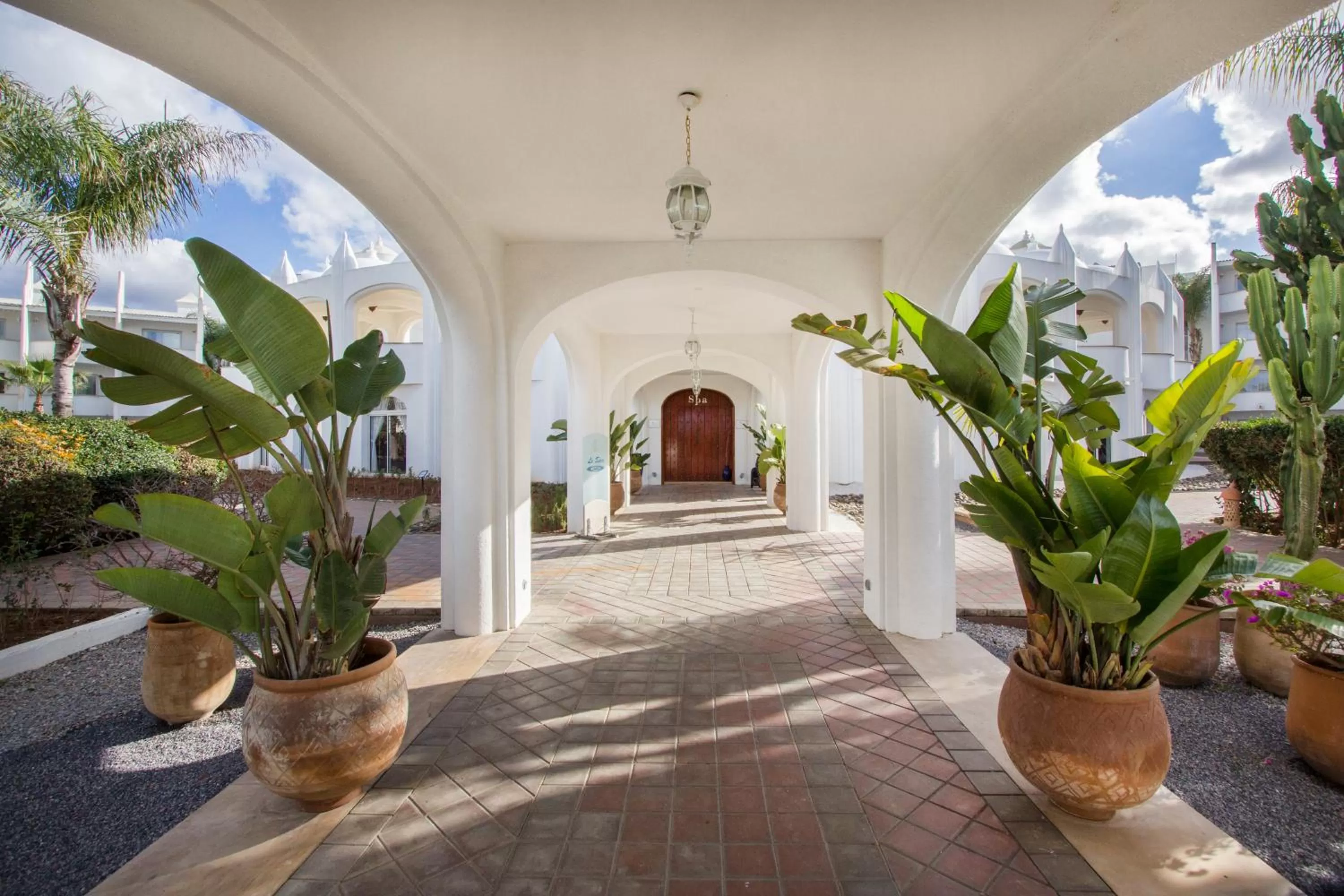 Facade/entrance in L' Amphitrite Palace Beach Resort & Spa
