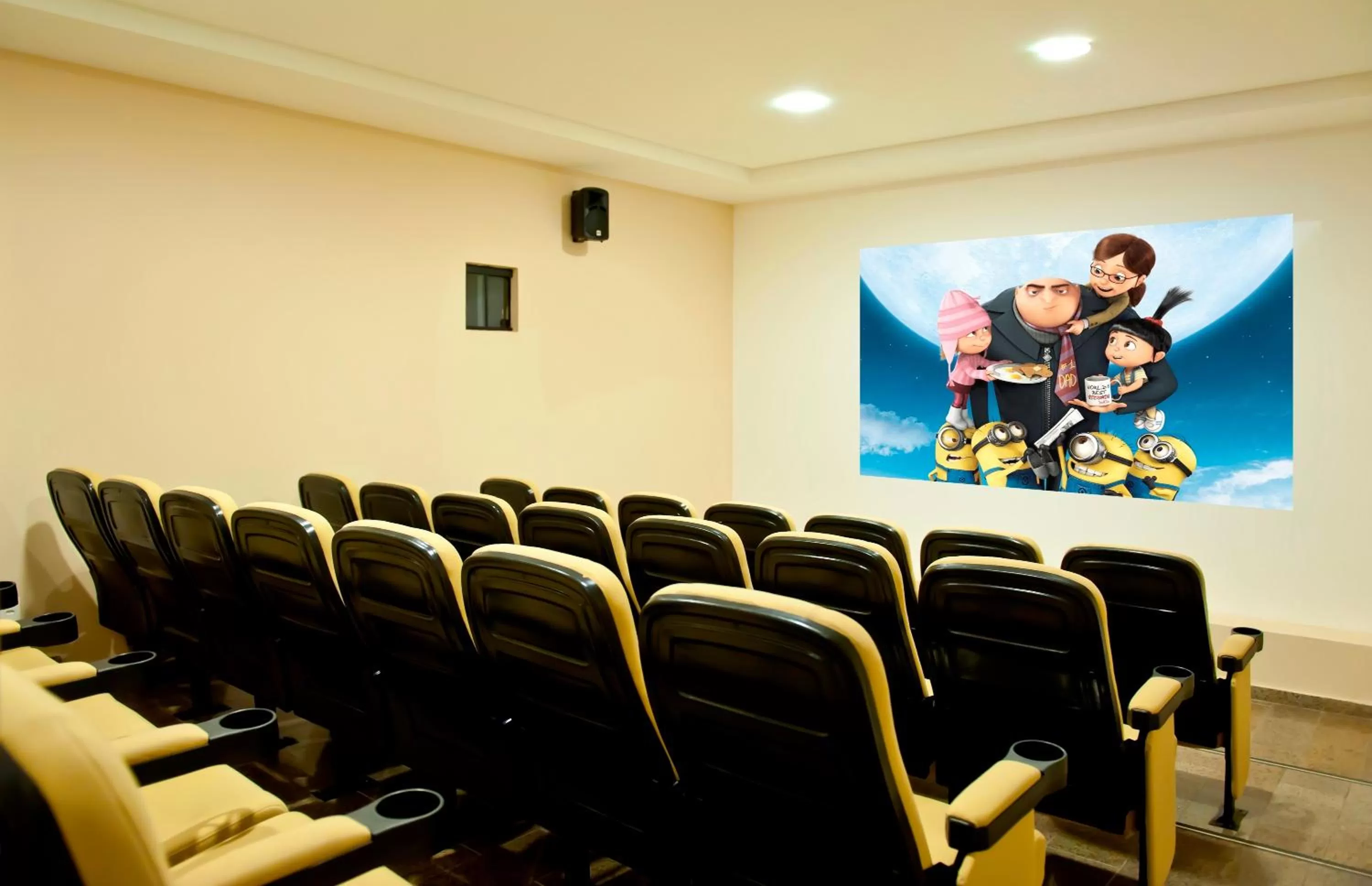 TV and multimedia in Rifoles Praia Hotel e Resort