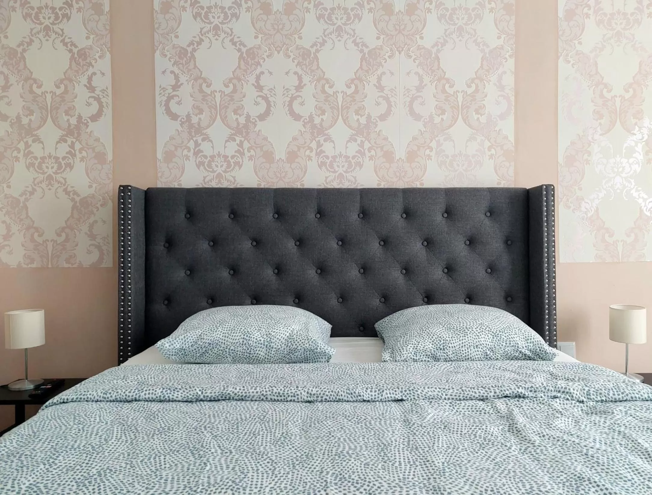 Bed in N1 Casa de Madrid - greenpeace line