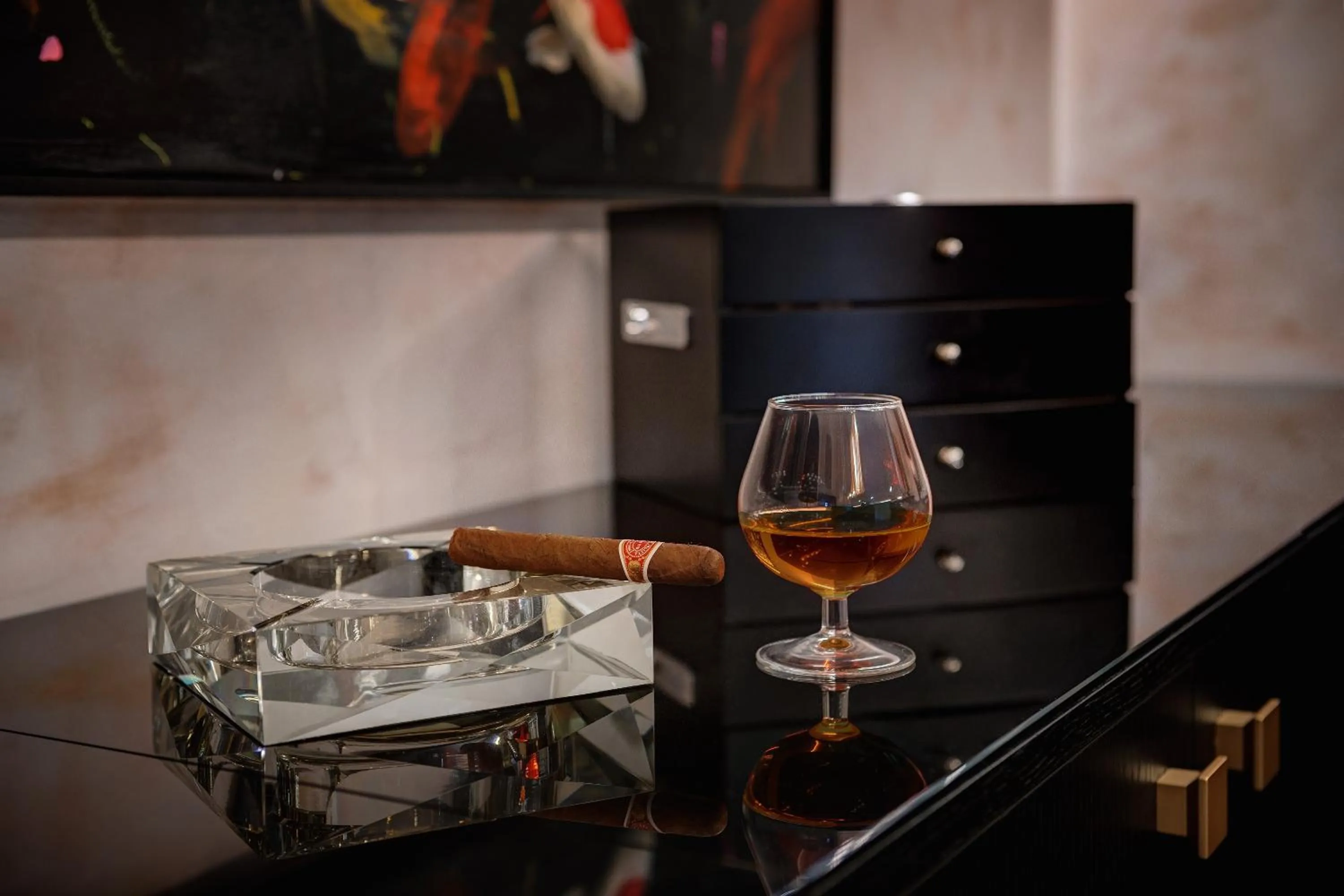 Communal lounge/ TV room in Dharma Boutique Hotel & SPA