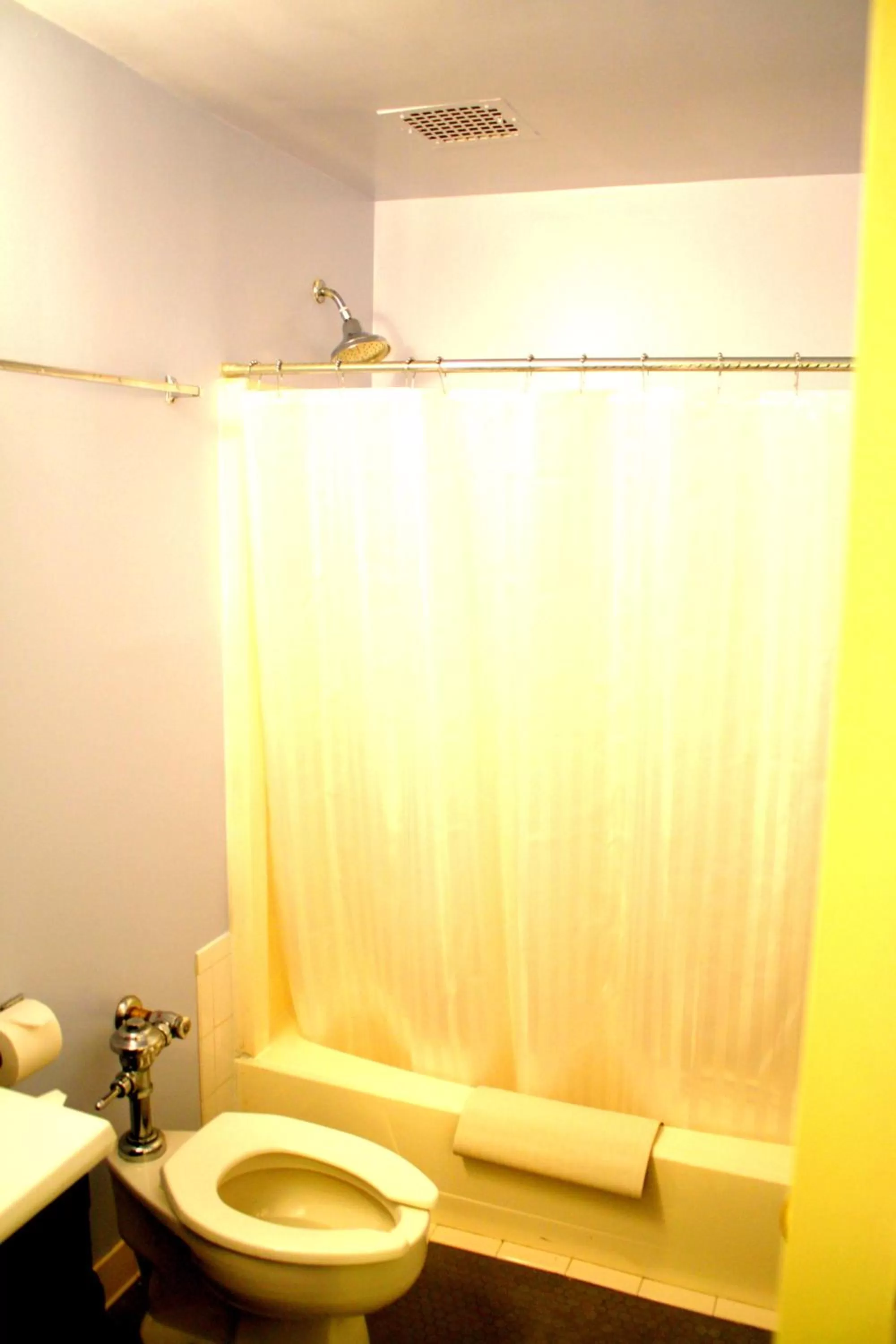 Bathroom in Leo House