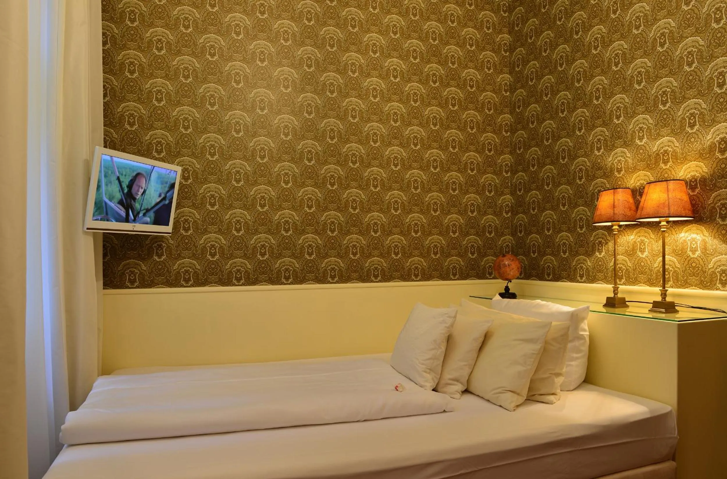 Bed in Hotel Domstern