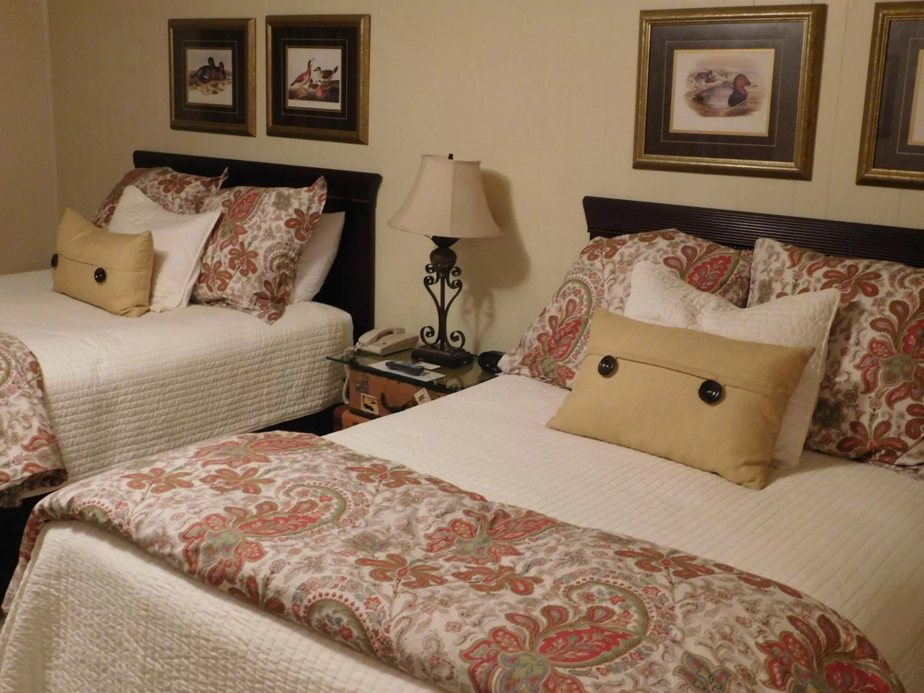 Bedroom in Rainbow Courts