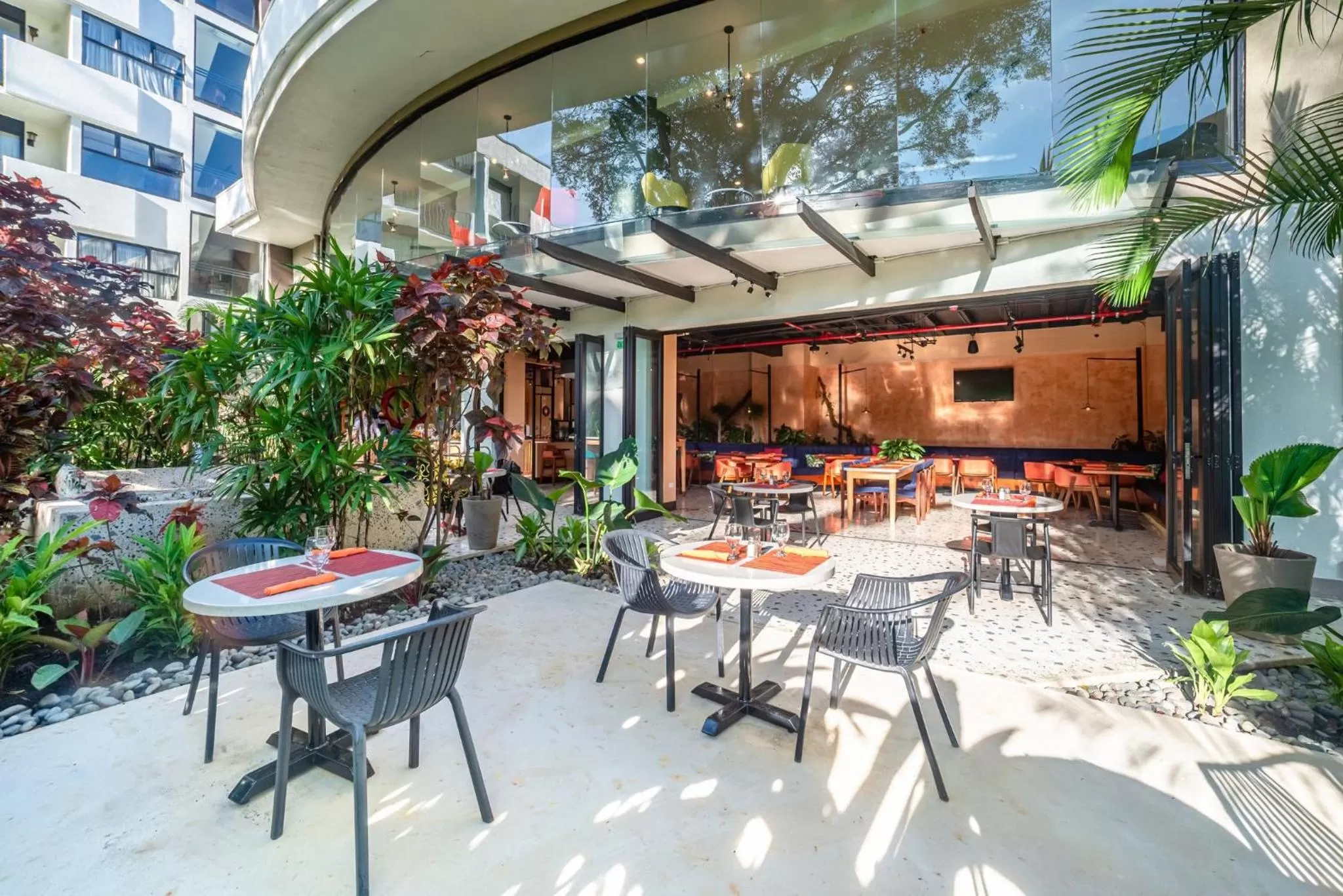 Restaurant/places to eat in Holiday Inn San Jose La Sabana by IHG