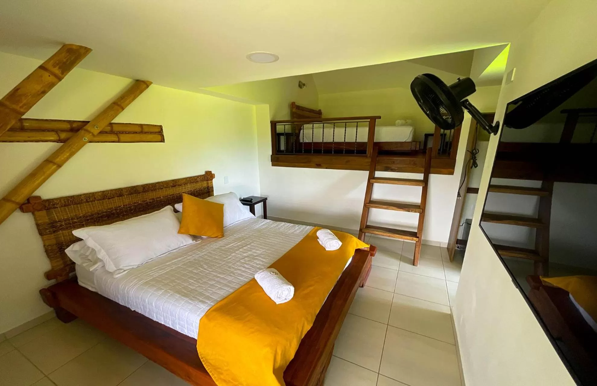 Communal lounge/ TV room, Bed in La Victoria Hotel Campestre