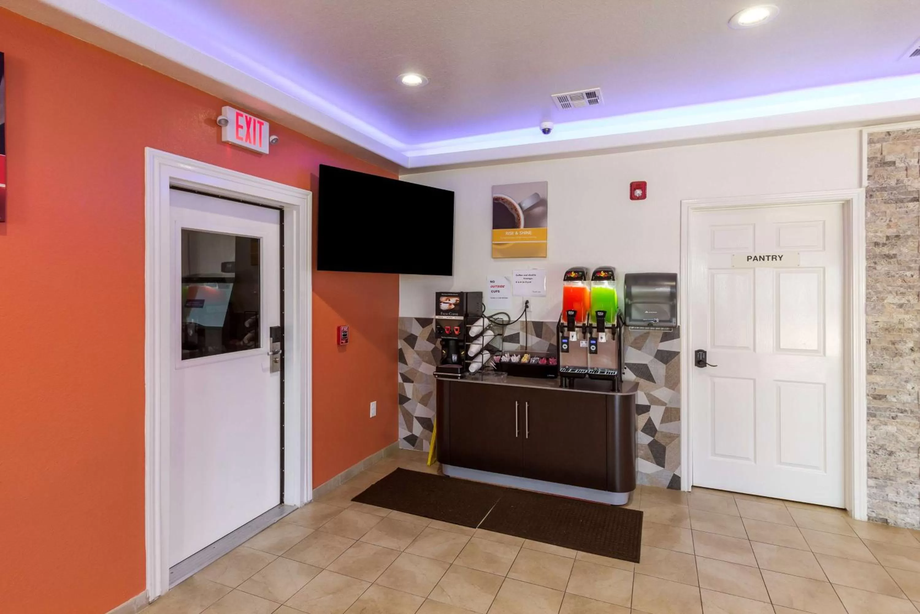 Restaurant/places to eat in Motel 6-Houston, TX - North