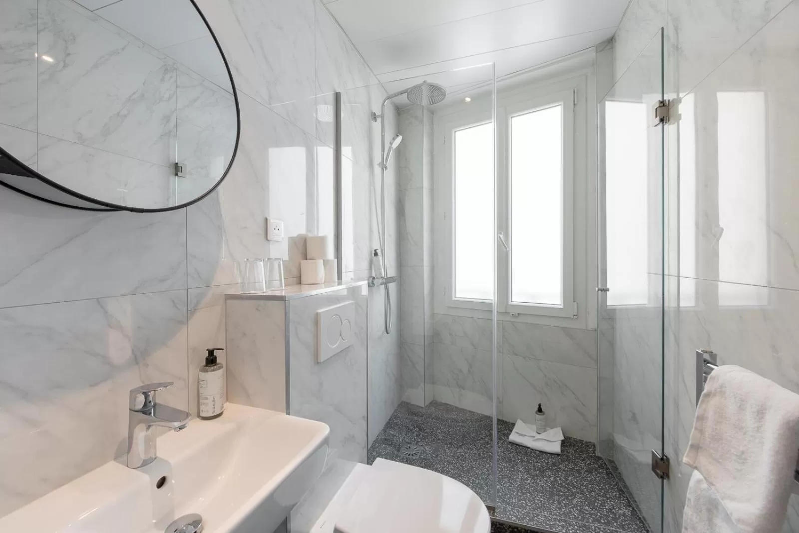 Bathroom in Hotel Saint Christophe