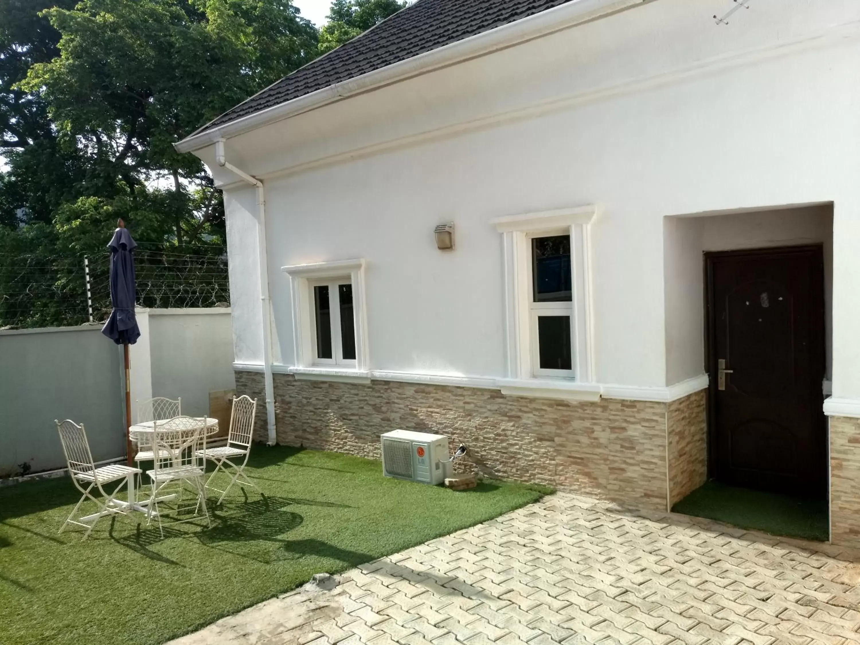 Two-Bedroom Bungalow in KH Lodge Abuja Two-Bedroom Bungalow in KH Lodge Abuja