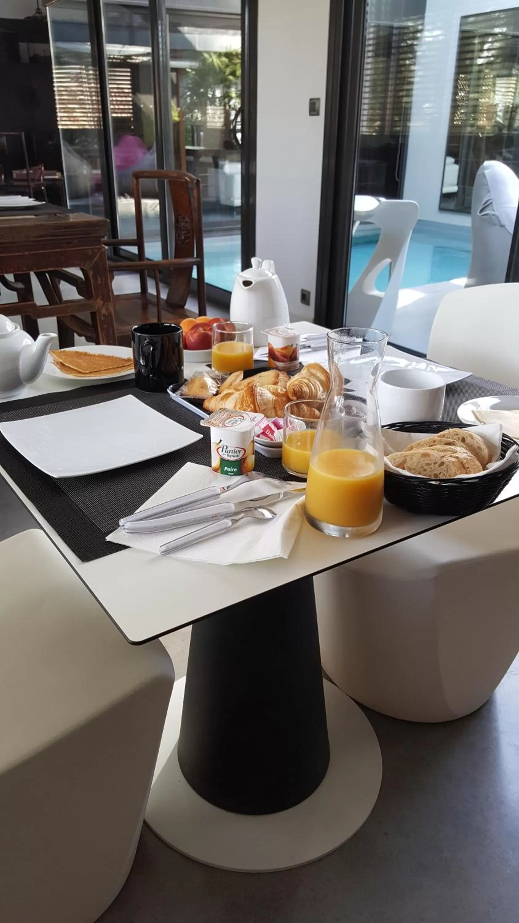 Food and drinks in Be Loft B&B Pool & Spa