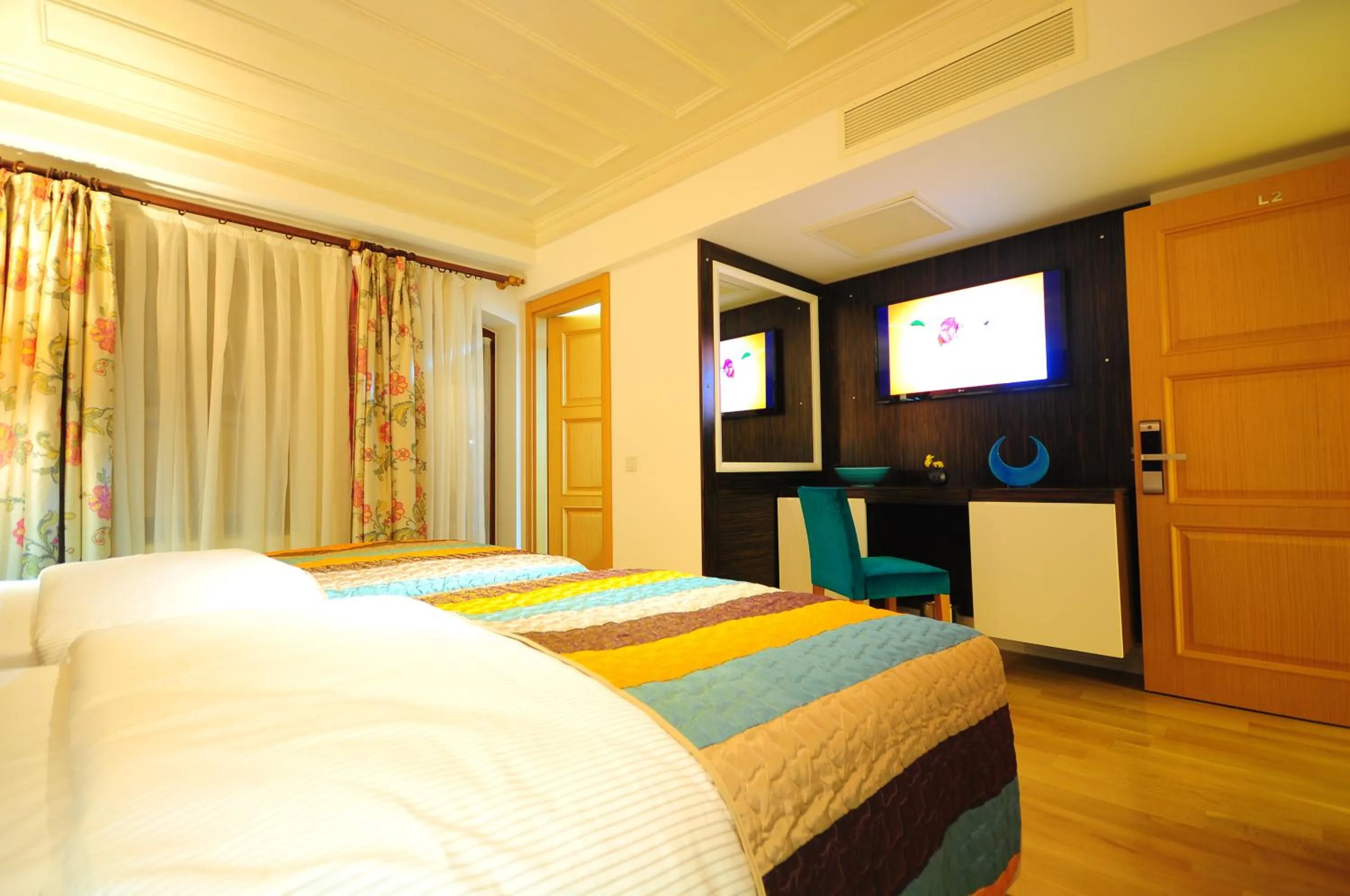 Bed in Ottopera Hotel