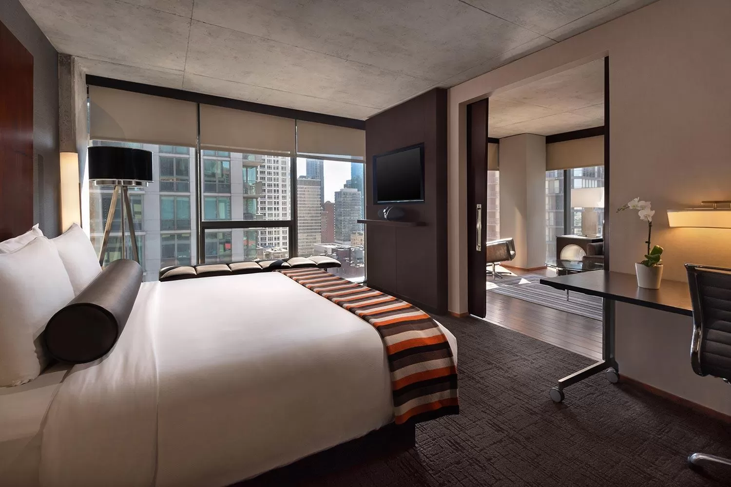 Photo of the whole room, Bed in Eurostars Magnificent Mile