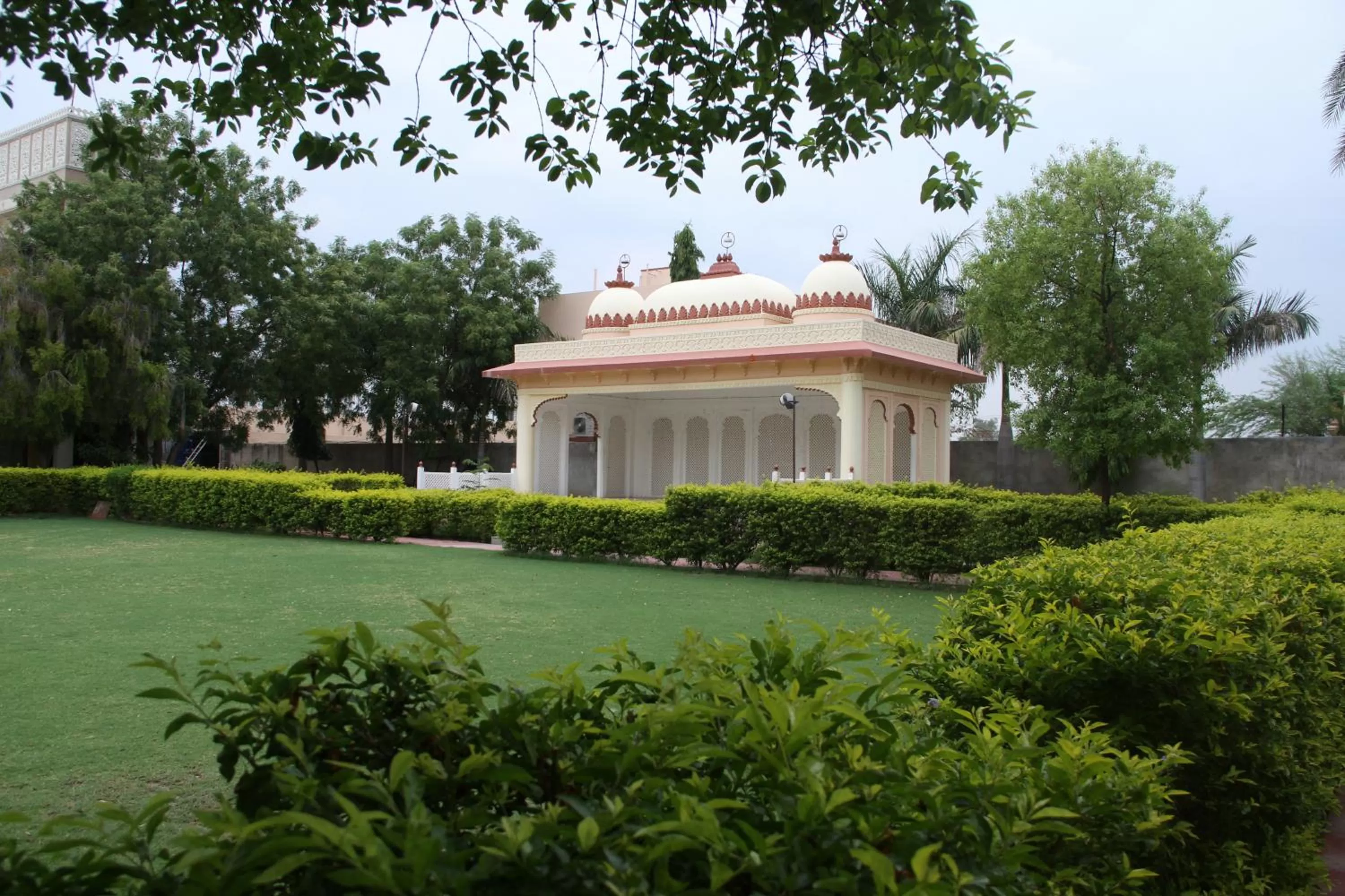Garden in jüSTa Rajputana Resort & Convention Centre, Udaipur