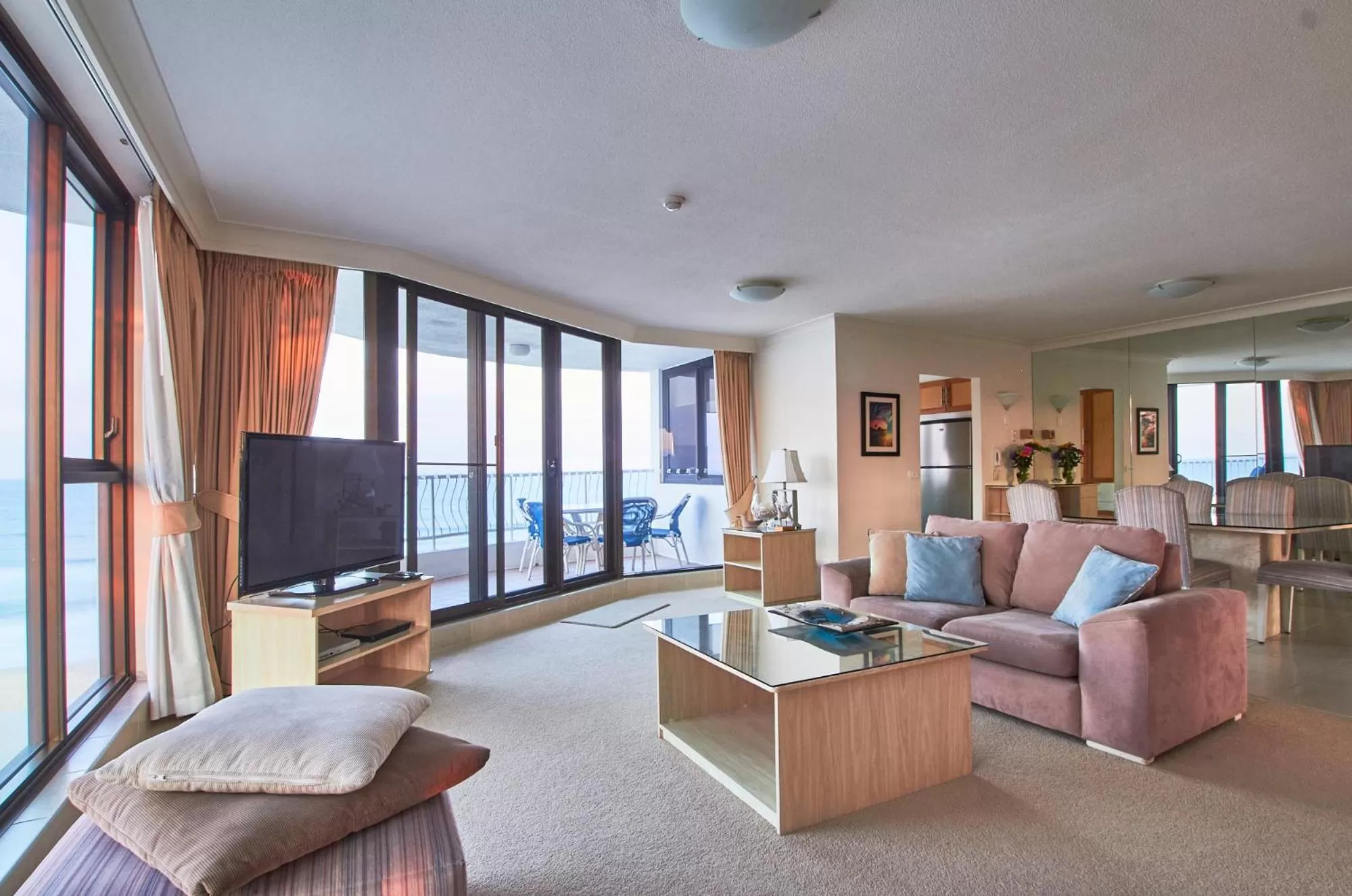 Seating Area in Albatross North Apartments