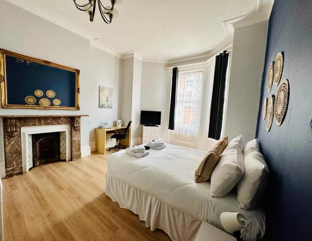 Bed in The Silver How