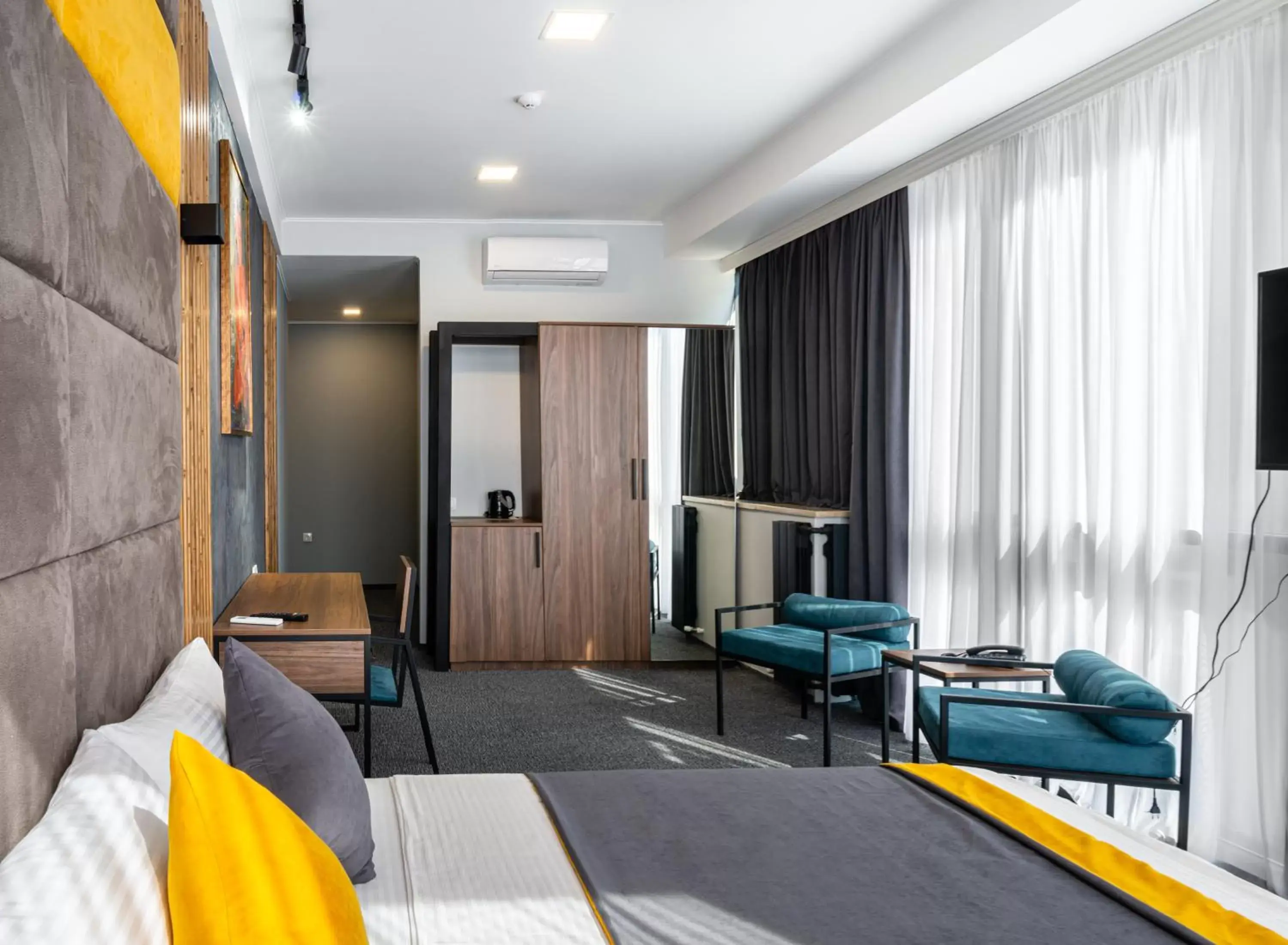 Double Room with Balcony in BG Palace Hotel Double Room with Balcony in BG Palace Hotel