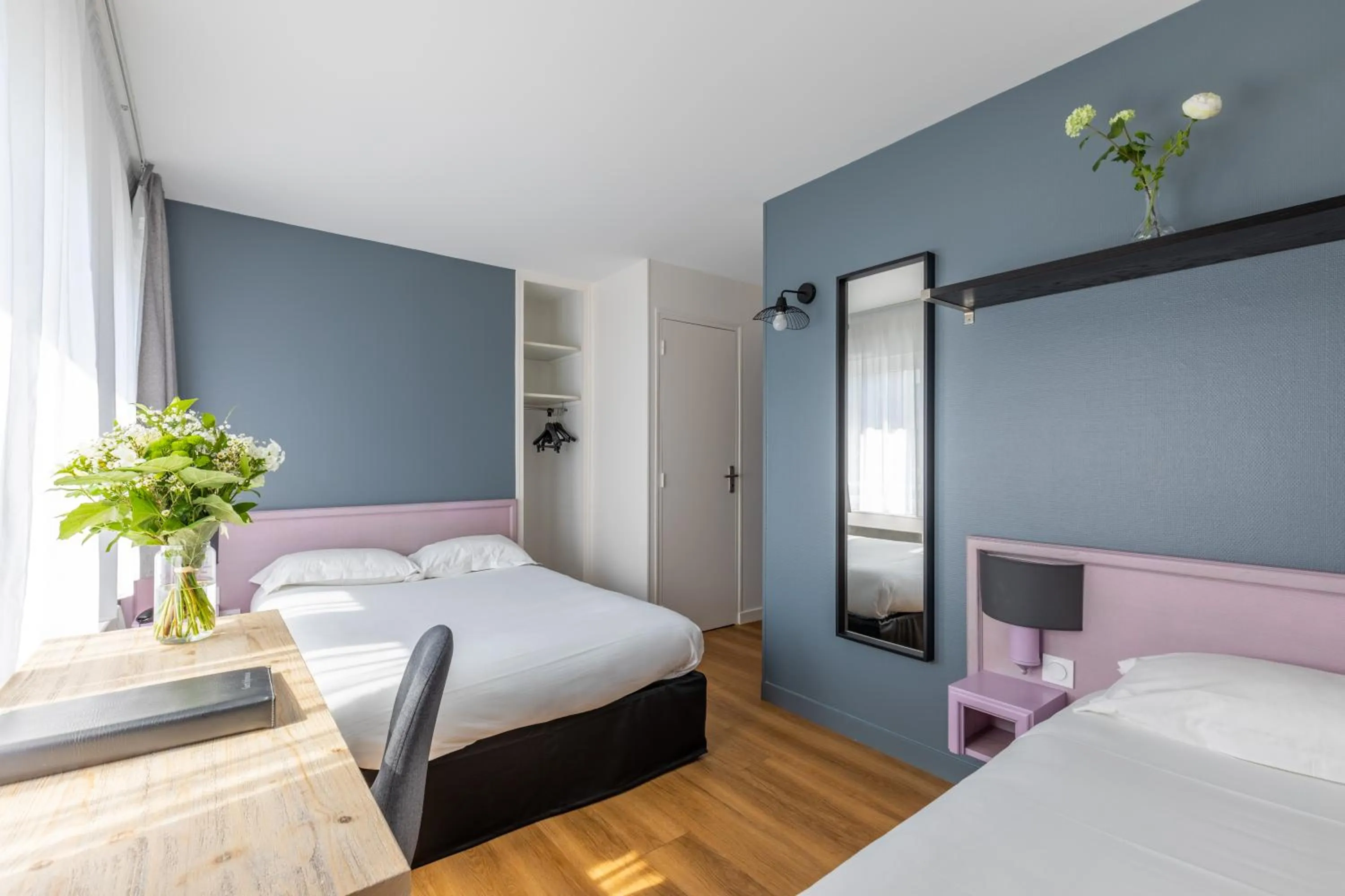 Bed in Atlantic Hotel Rennes Centre Gare