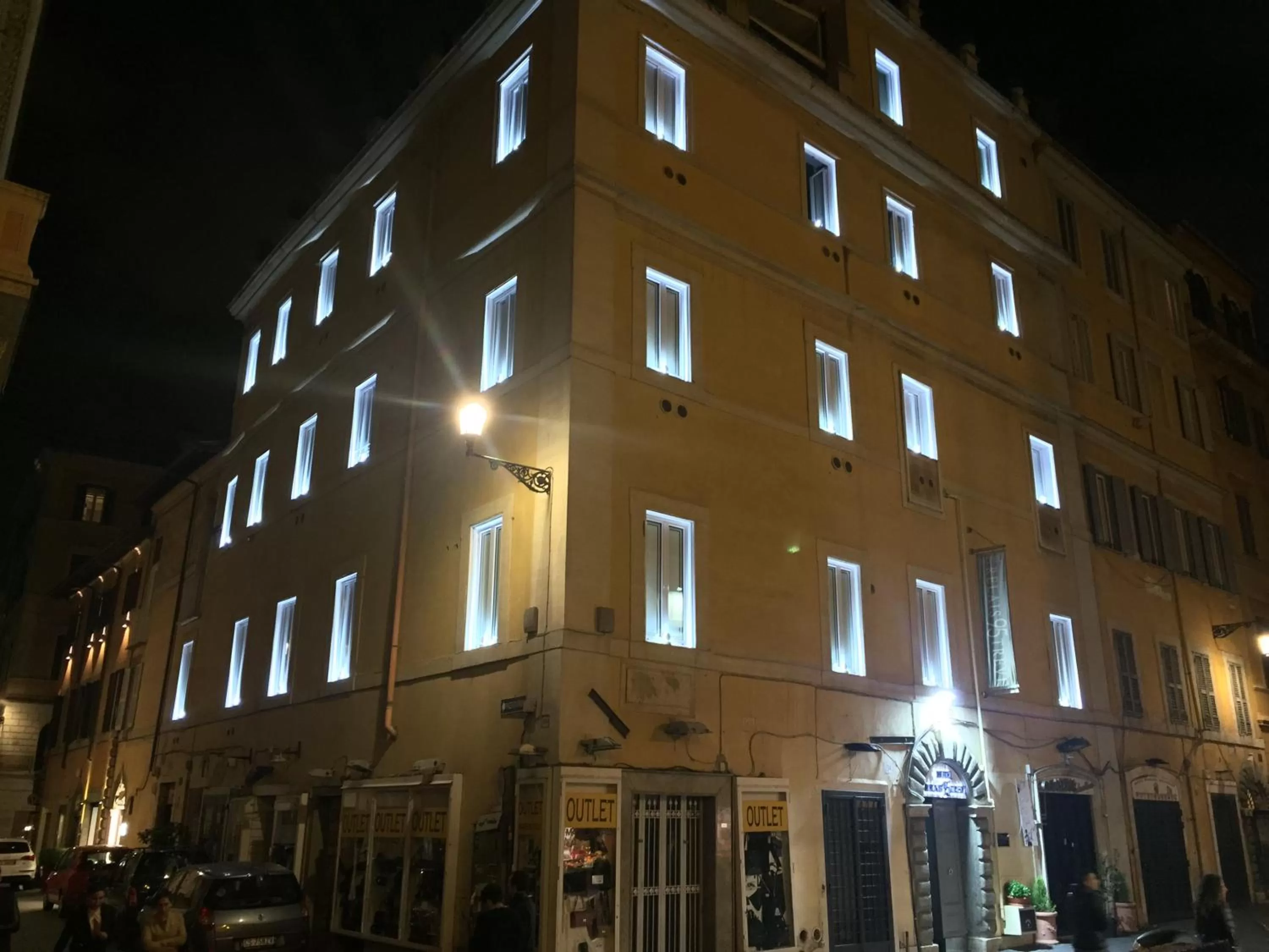 Property building in Relais Trevi 95 Boutique Hotel