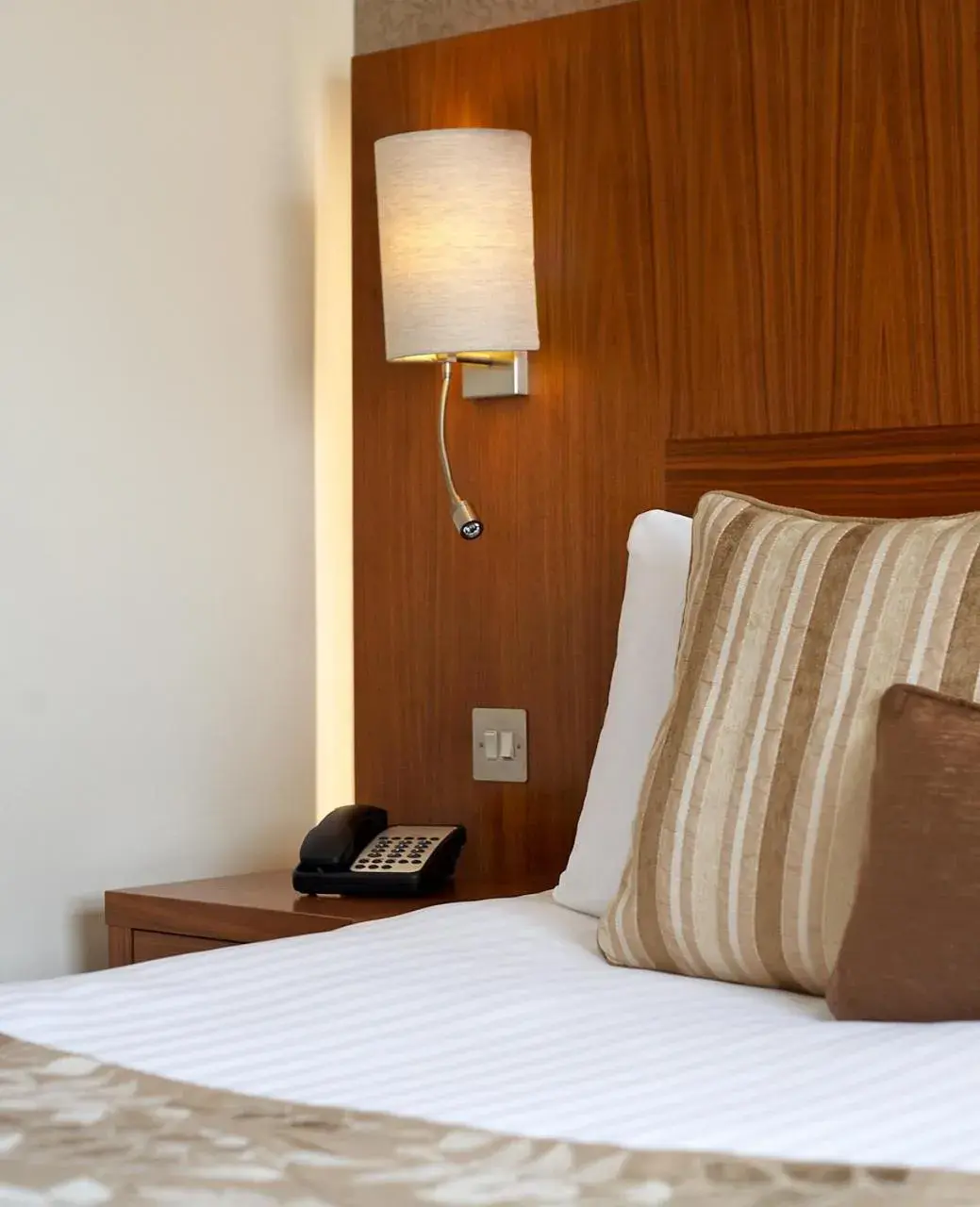 Club Single Room in Blakemore Hyde Park Club Single Room in Blakemore Hyde Park