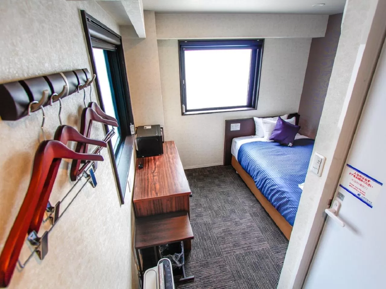 Photo of the whole room, Bed in HOTEL LiVEMAX Kyoto Kamogawamae