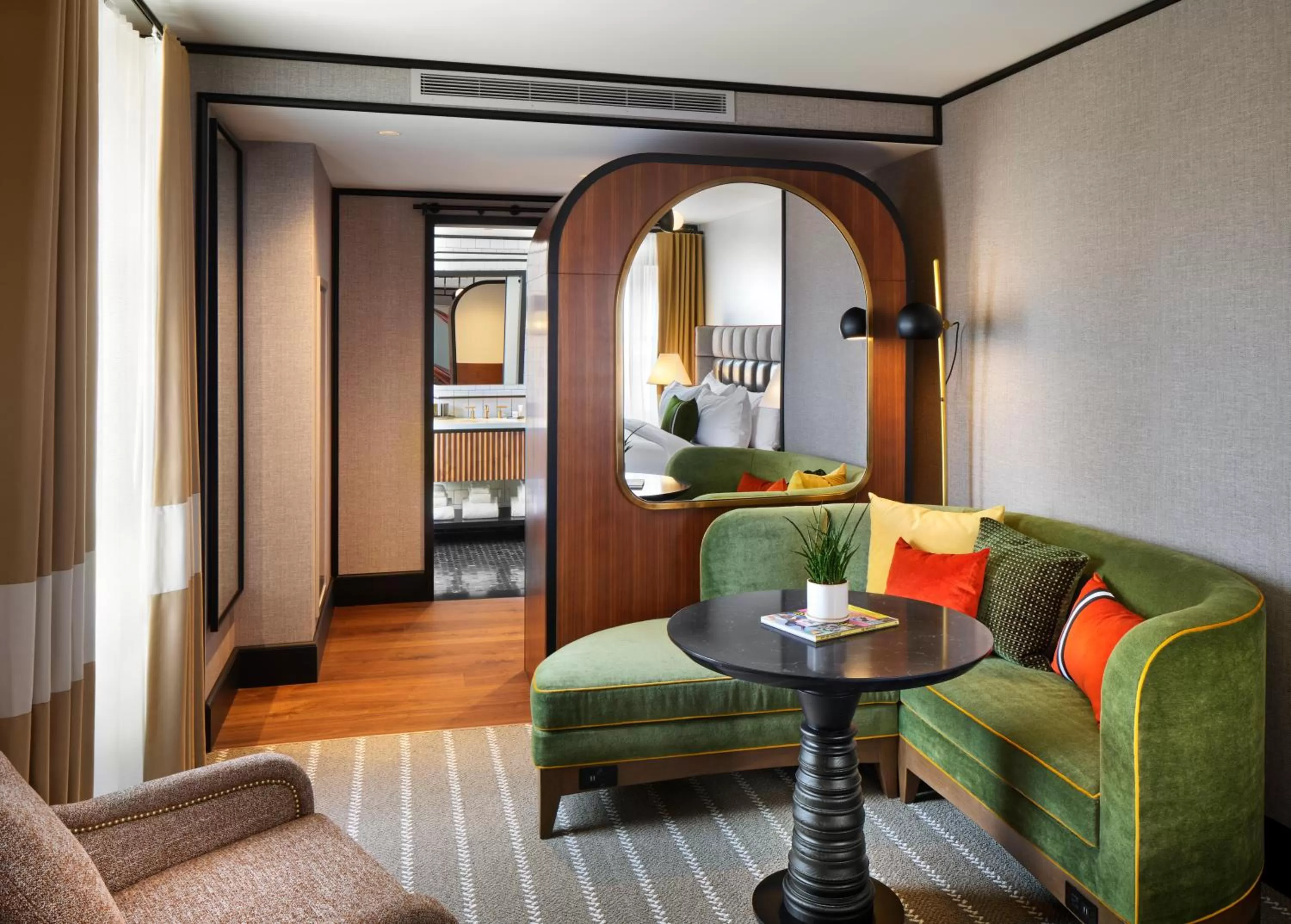 Corner King Suite in 21c Museum Hotel St Louis